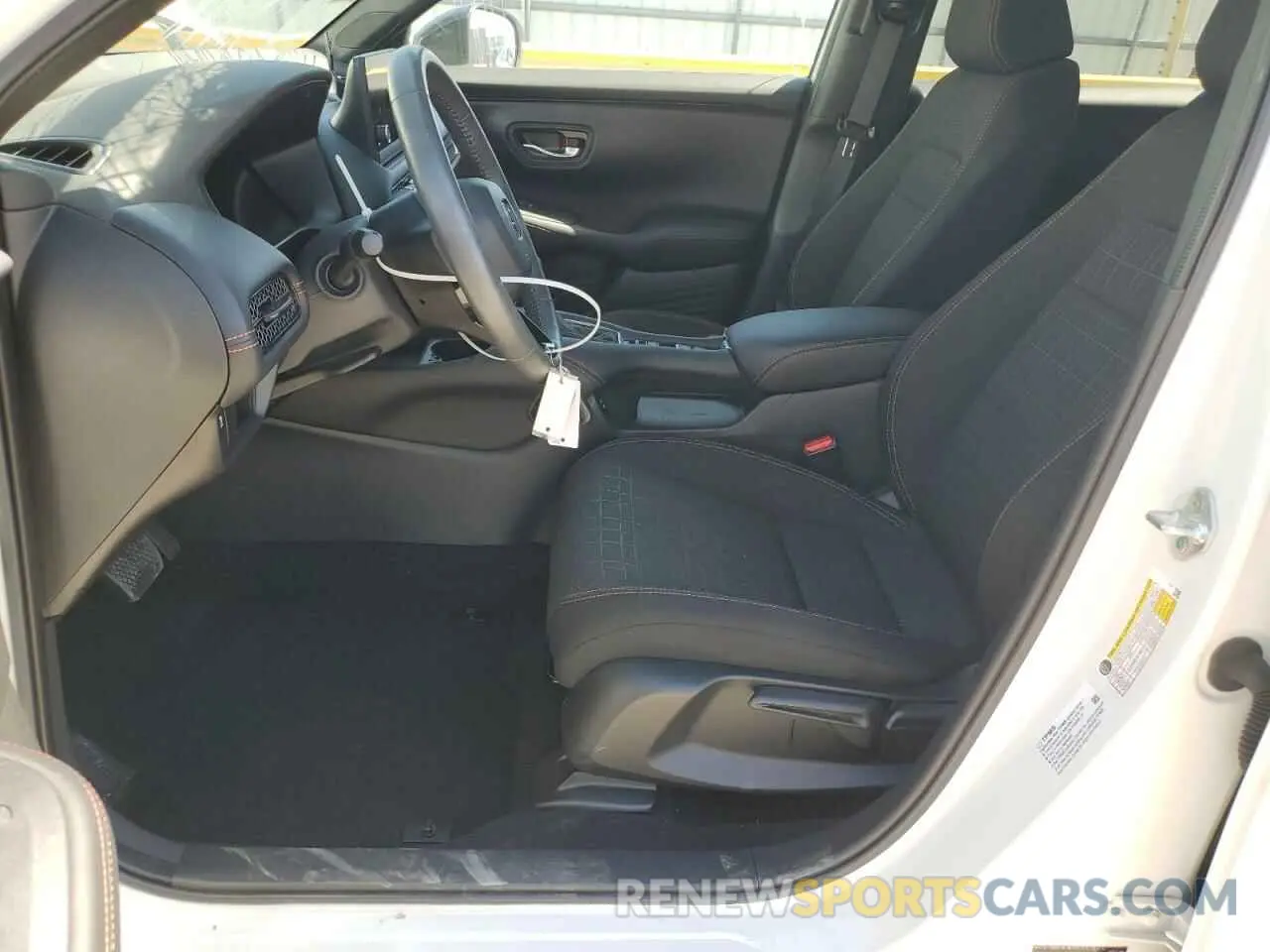 7 Фотография поврежденного автомобиля 3CZRZ2H50RM777341 HONDA HR-V 2024