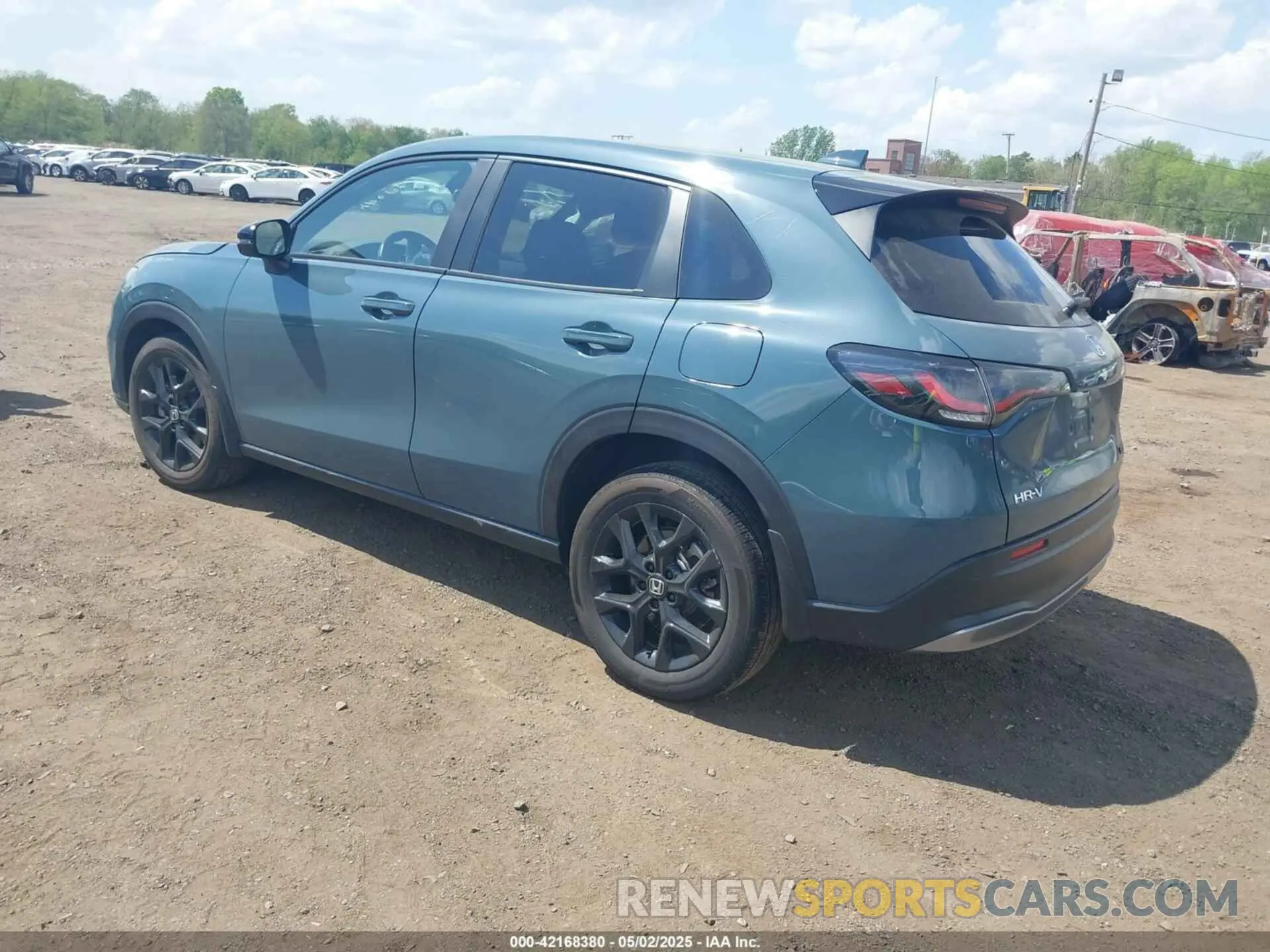 3 Photograph of a damaged car 3CZRZ2H51RM782919 HONDA HR-V 2024