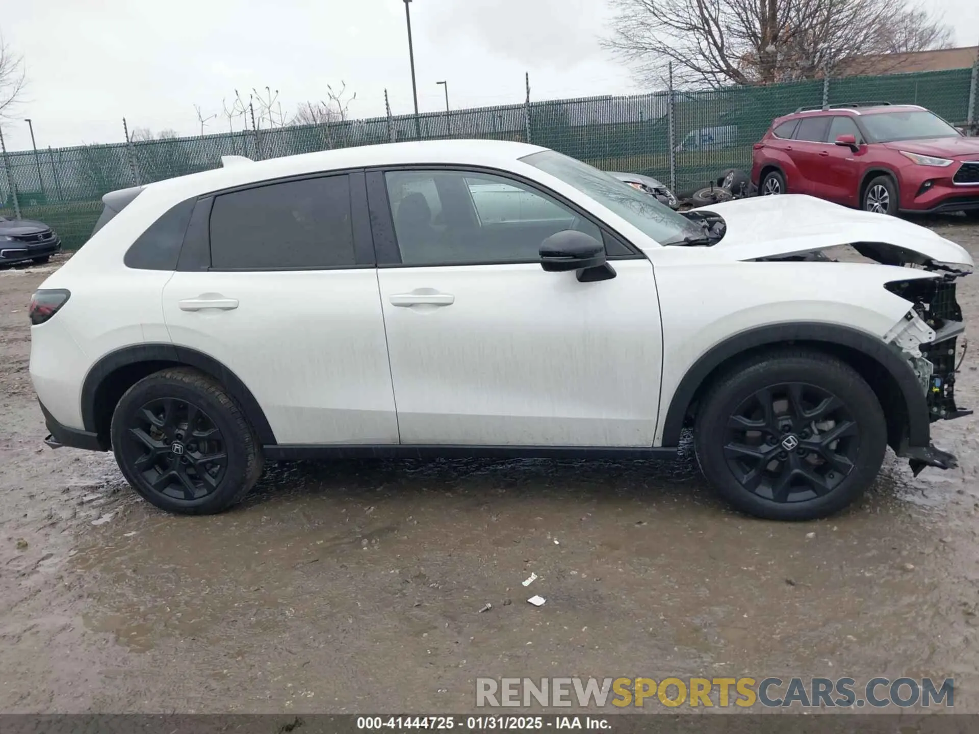 13 Photograph of a damaged car 3CZRZ2H52RM736564 HONDA HR-V 2024