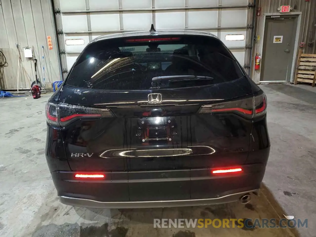6 Photograph of a damaged car 3CZRZ2H52RM783237 HONDA HR-V 2024