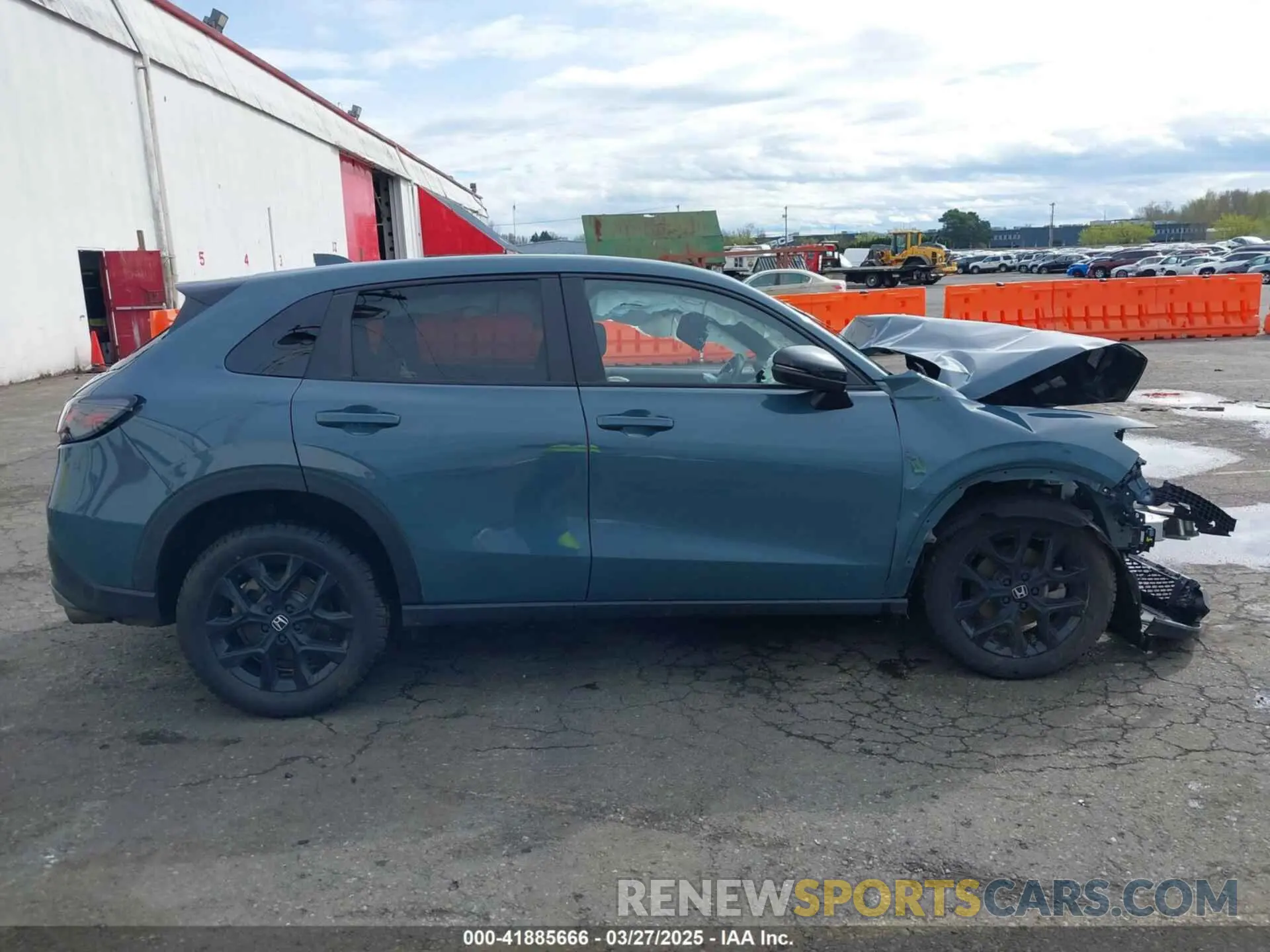 12 Photograph of a damaged car 3CZRZ2H53RM719000 HONDA HR-V 2024