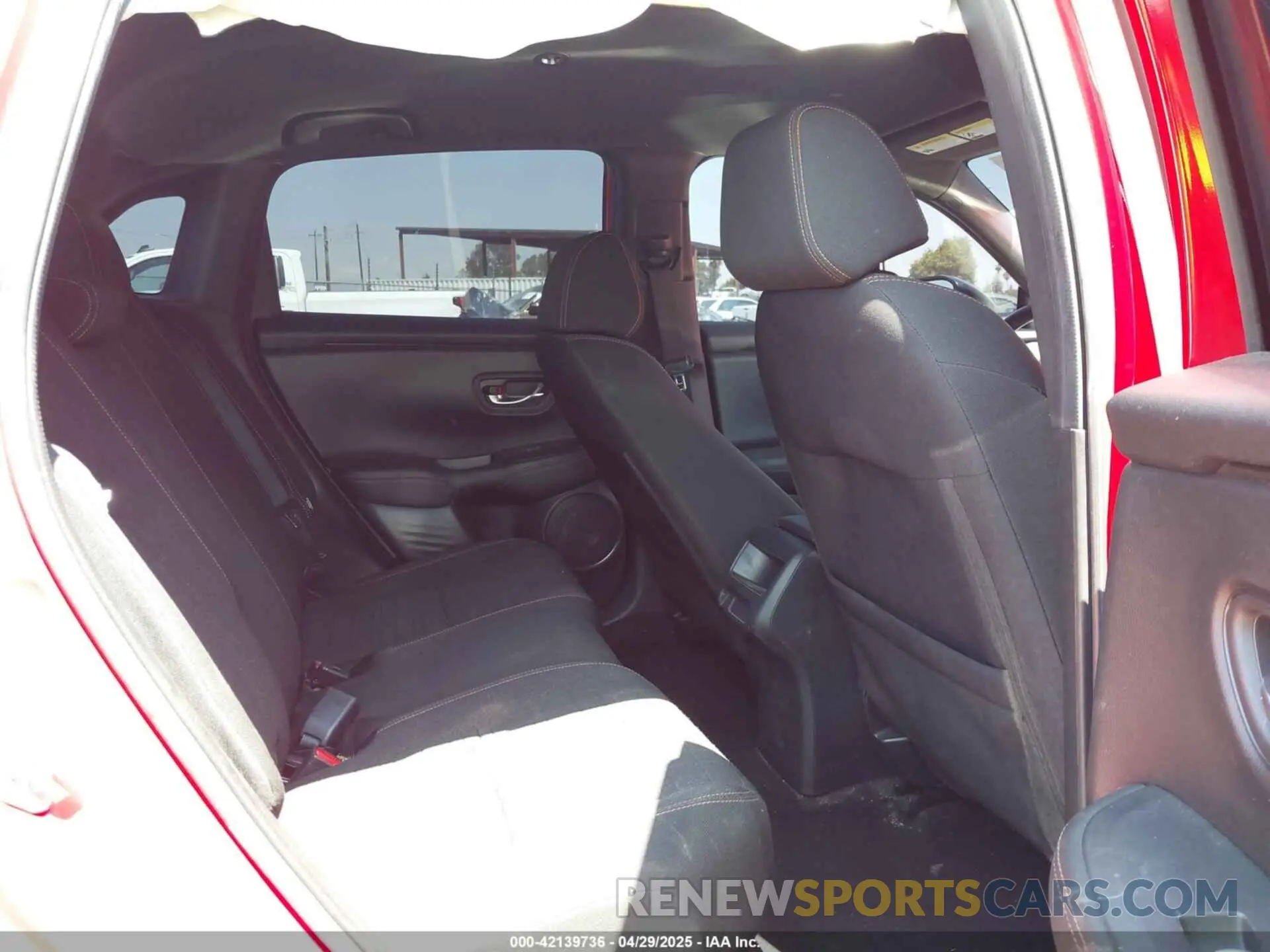 8 Фотография поврежденного автомобиля 3CZRZ2H53RM728067 HONDA HR-V 2024