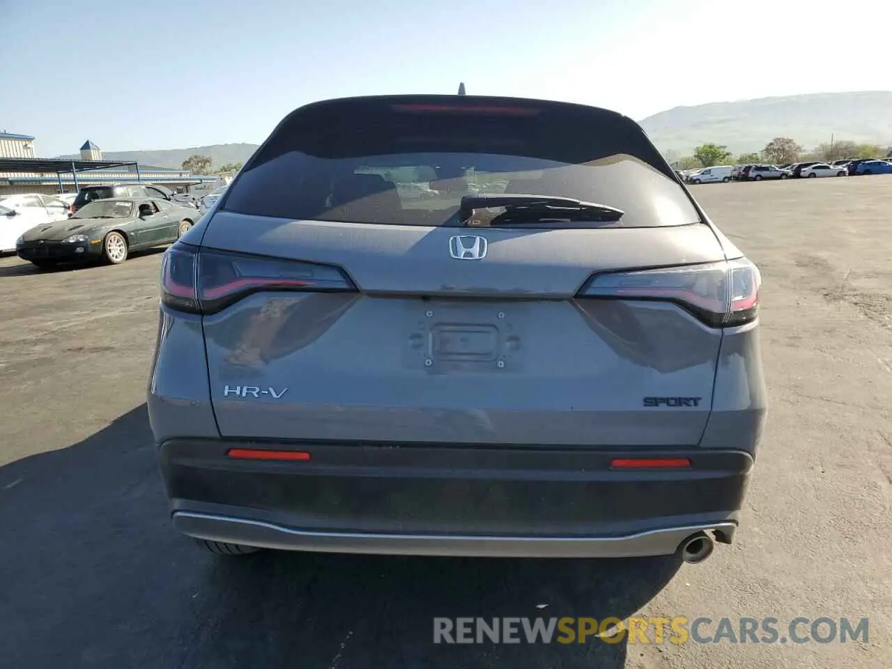 6 Photograph of a damaged car 3CZRZ2H54RM735528 HONDA HR-V 2024