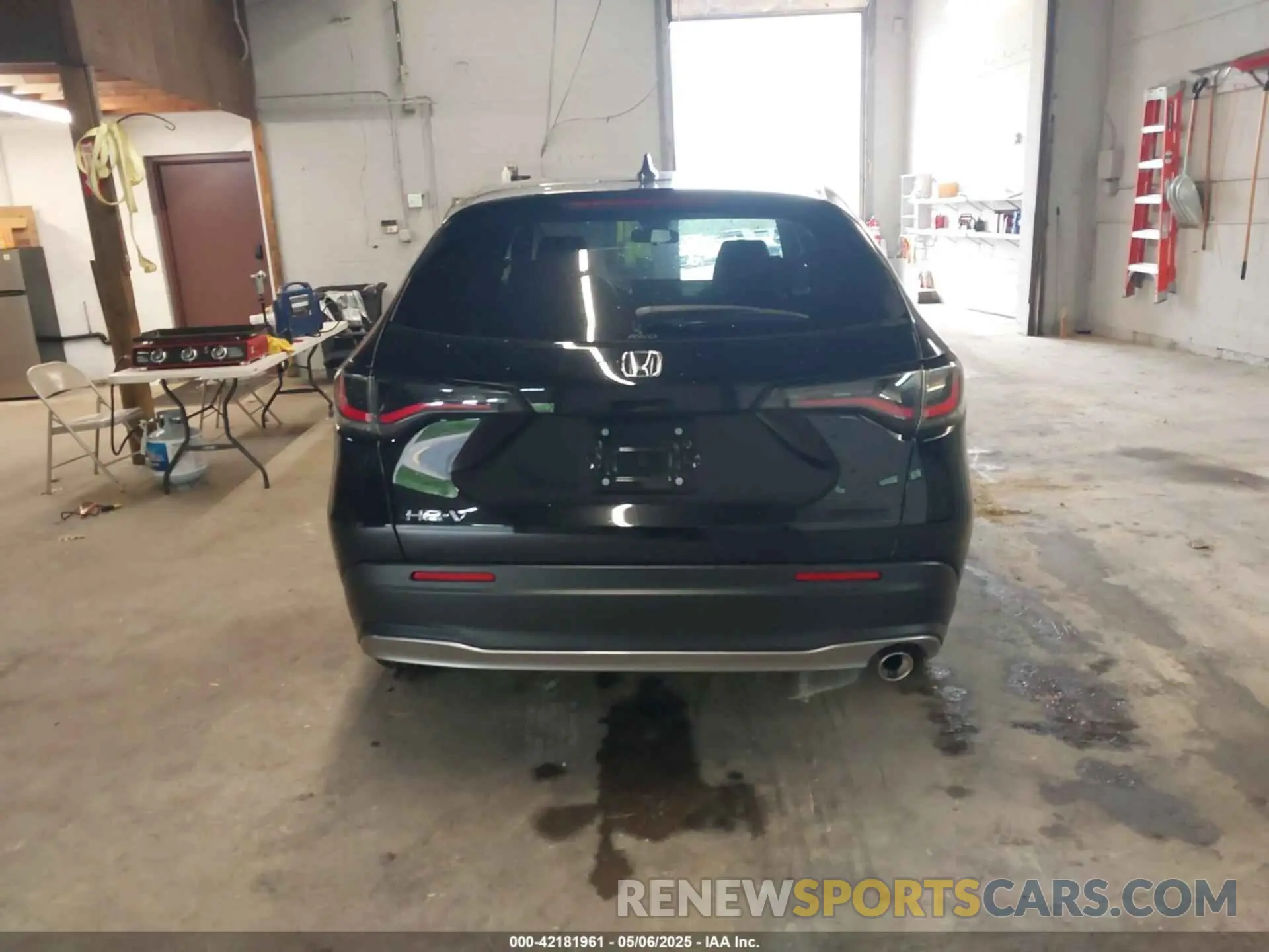 16 Photograph of a damaged car 3CZRZ2H54RM774085 HONDA HR-V 2024