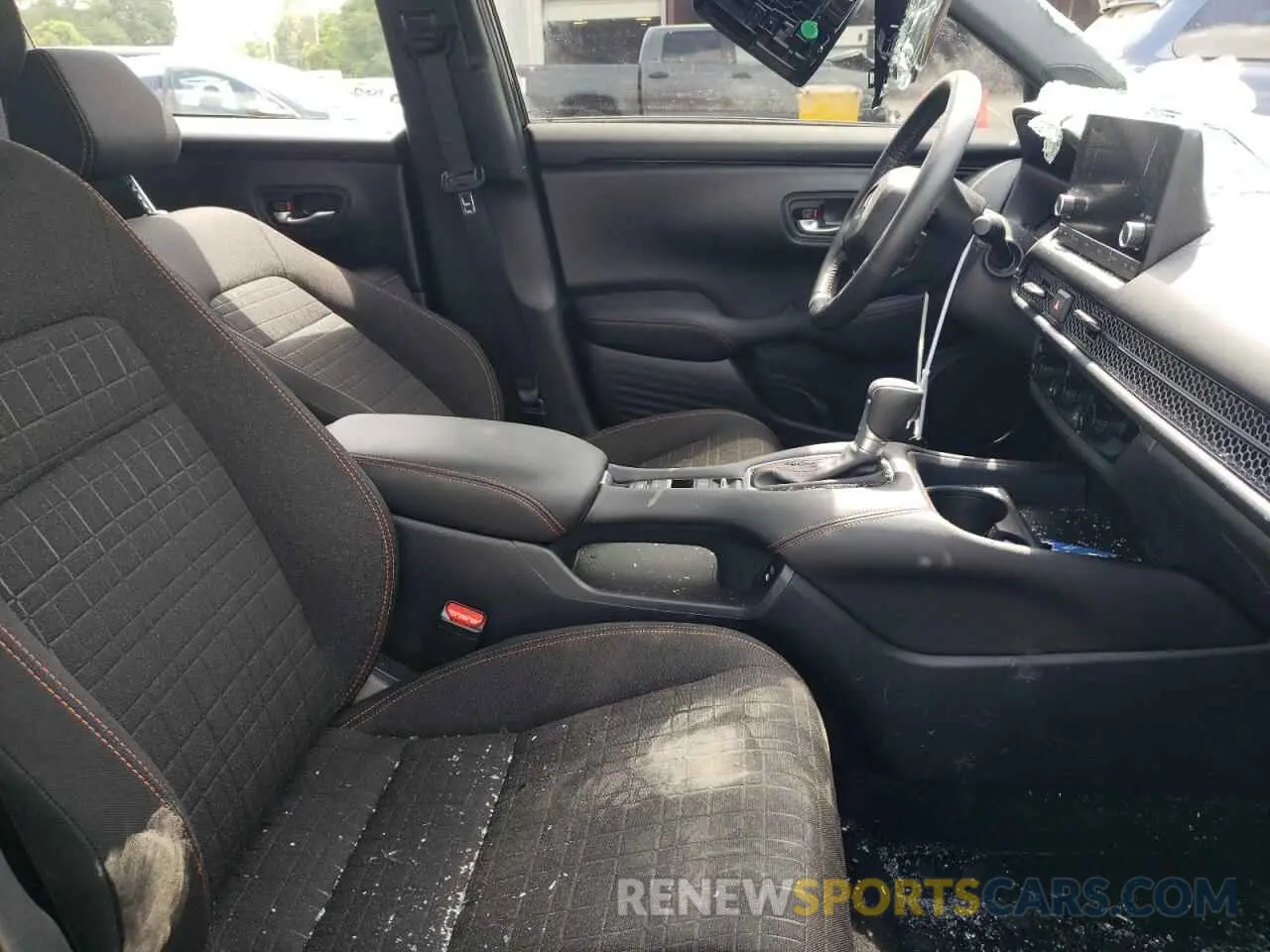 7 Фотография поврежденного автомобиля 3CZRZ2H54RM775642 HONDA HR-V 2024