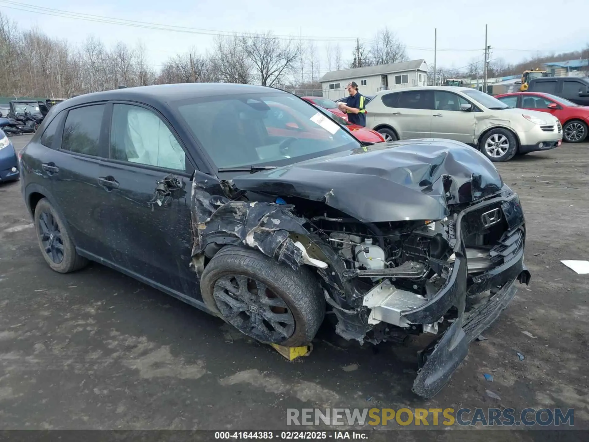 1 Photograph of a damaged car 3CZRZ2H56RM763279 HONDA HR-V 2024