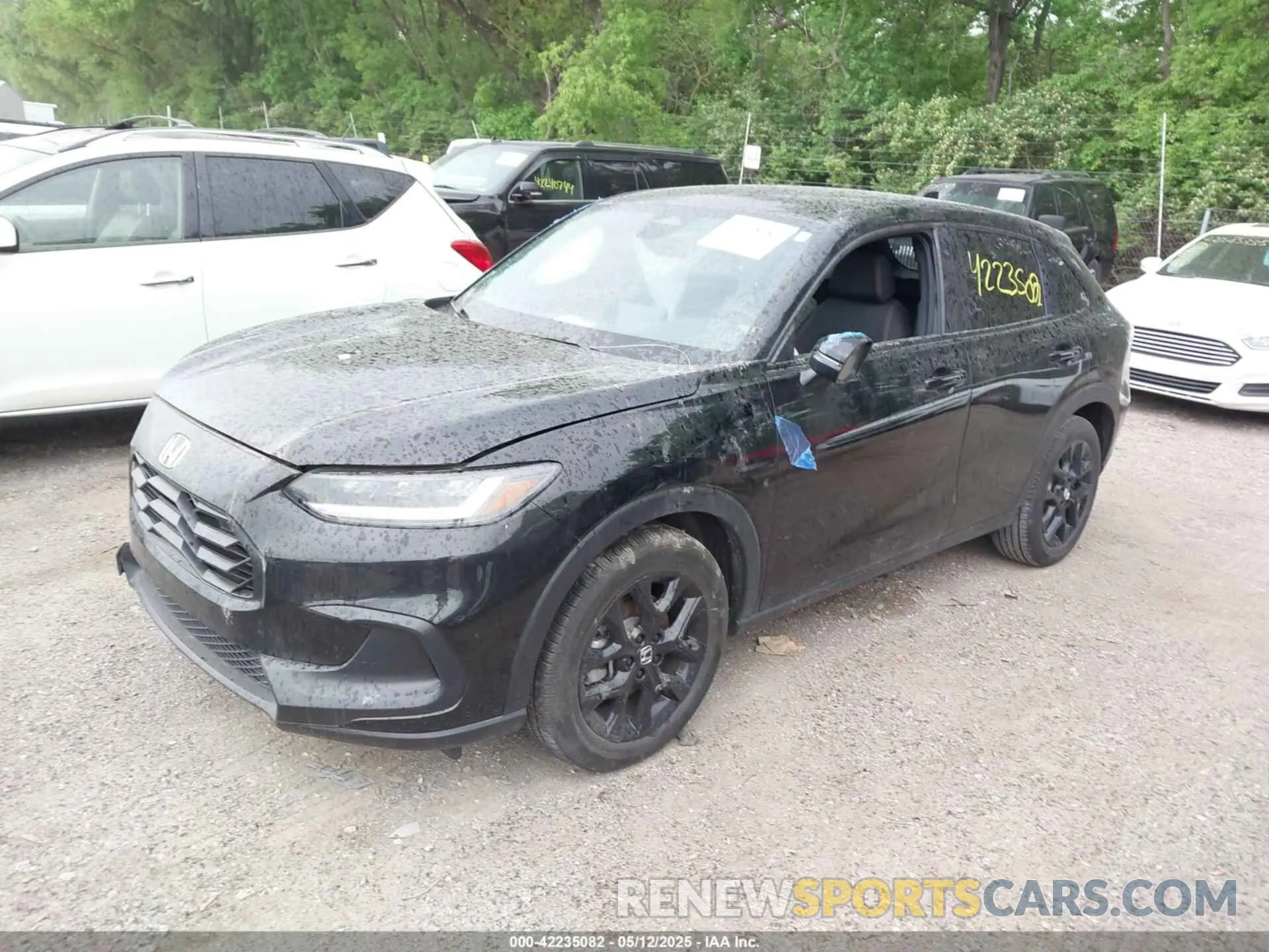 2 Photograph of a damaged car 3CZRZ2H57RM701390 HONDA HR-V 2024