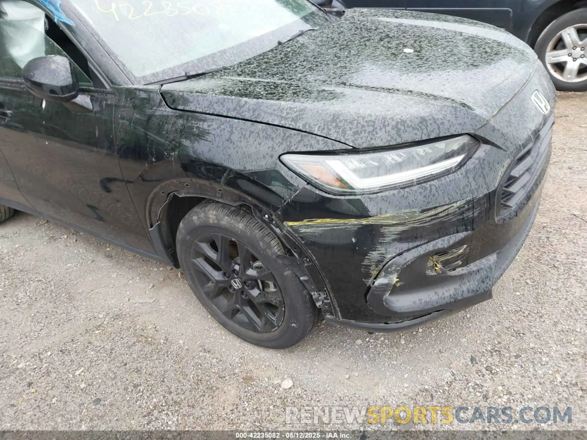 6 Photograph of a damaged car 3CZRZ2H57RM701390 HONDA HR-V 2024