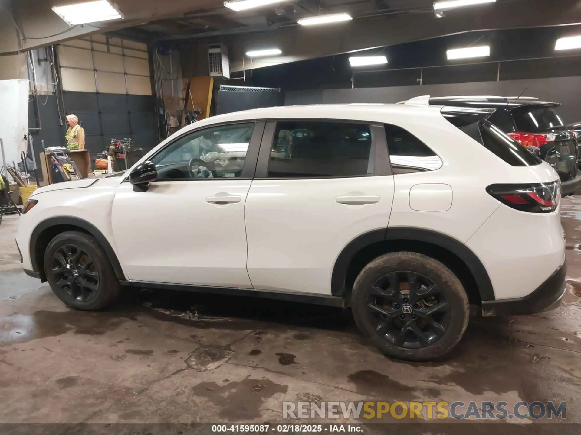 14 Фотография поврежденного автомобиля 3CZRZ2H57RM734230 HONDA HR-V 2024