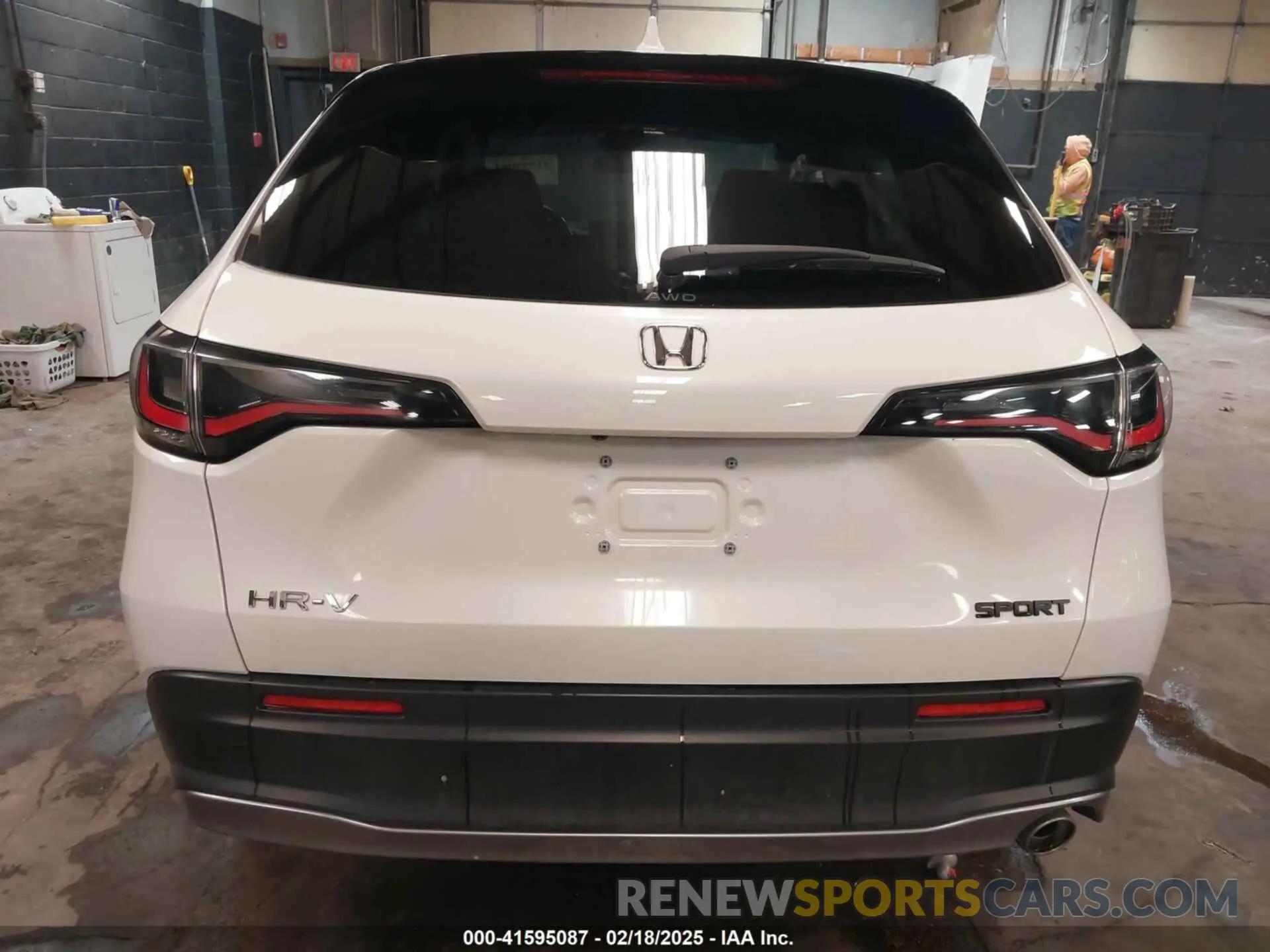 16 Фотография поврежденного автомобиля 3CZRZ2H57RM734230 HONDA HR-V 2024