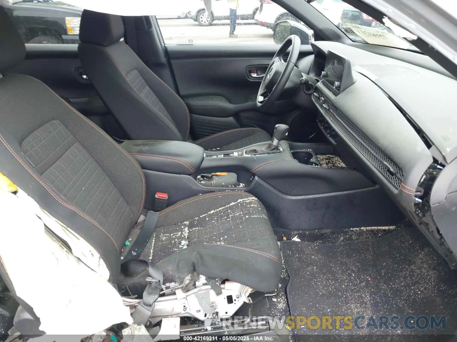 5 Photograph of a damaged car 3CZRZ2H57RM735474 HONDA HR-V 2024