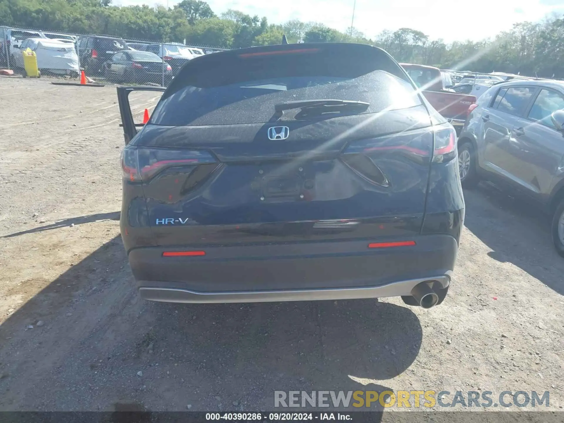 16 Фотография поврежденного автомобиля 3CZRZ2H57RM754073 HONDA HR-V 2024