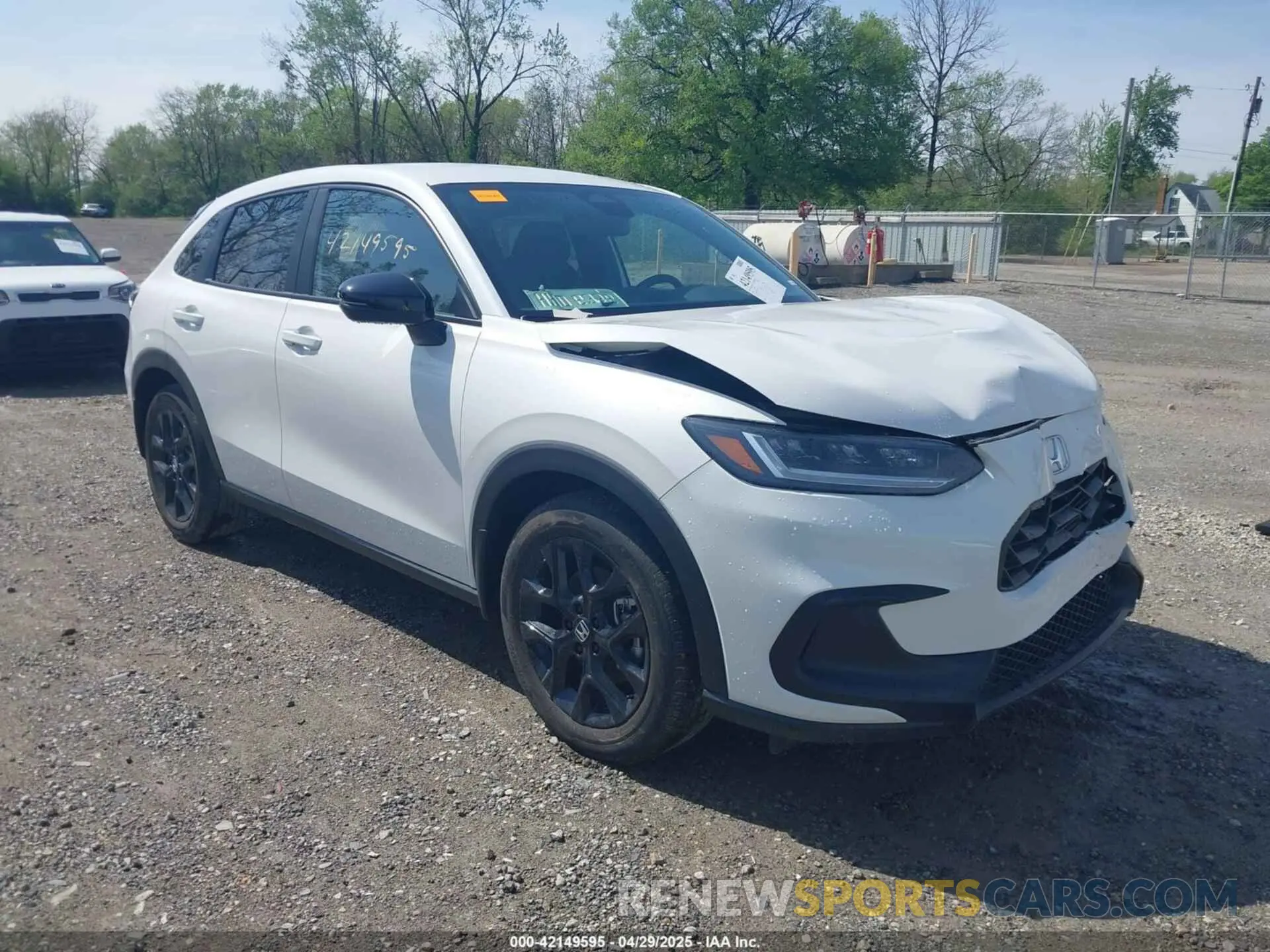 1 Photograph of a damaged car 3CZRZ2H57RM784464 HONDA HR-V 2024