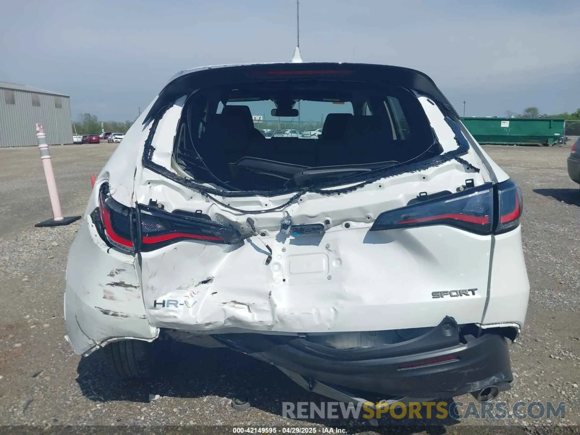 16 Photograph of a damaged car 3CZRZ2H57RM784464 HONDA HR-V 2024