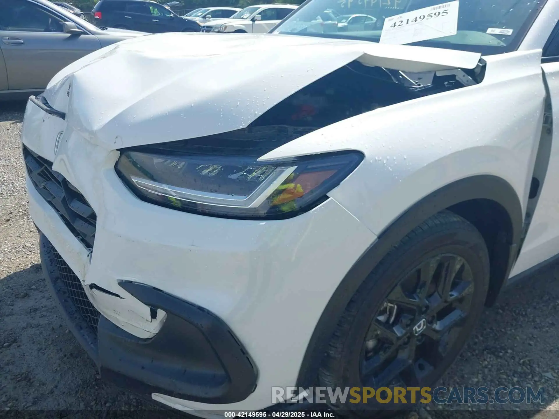 19 Photograph of a damaged car 3CZRZ2H57RM784464 HONDA HR-V 2024