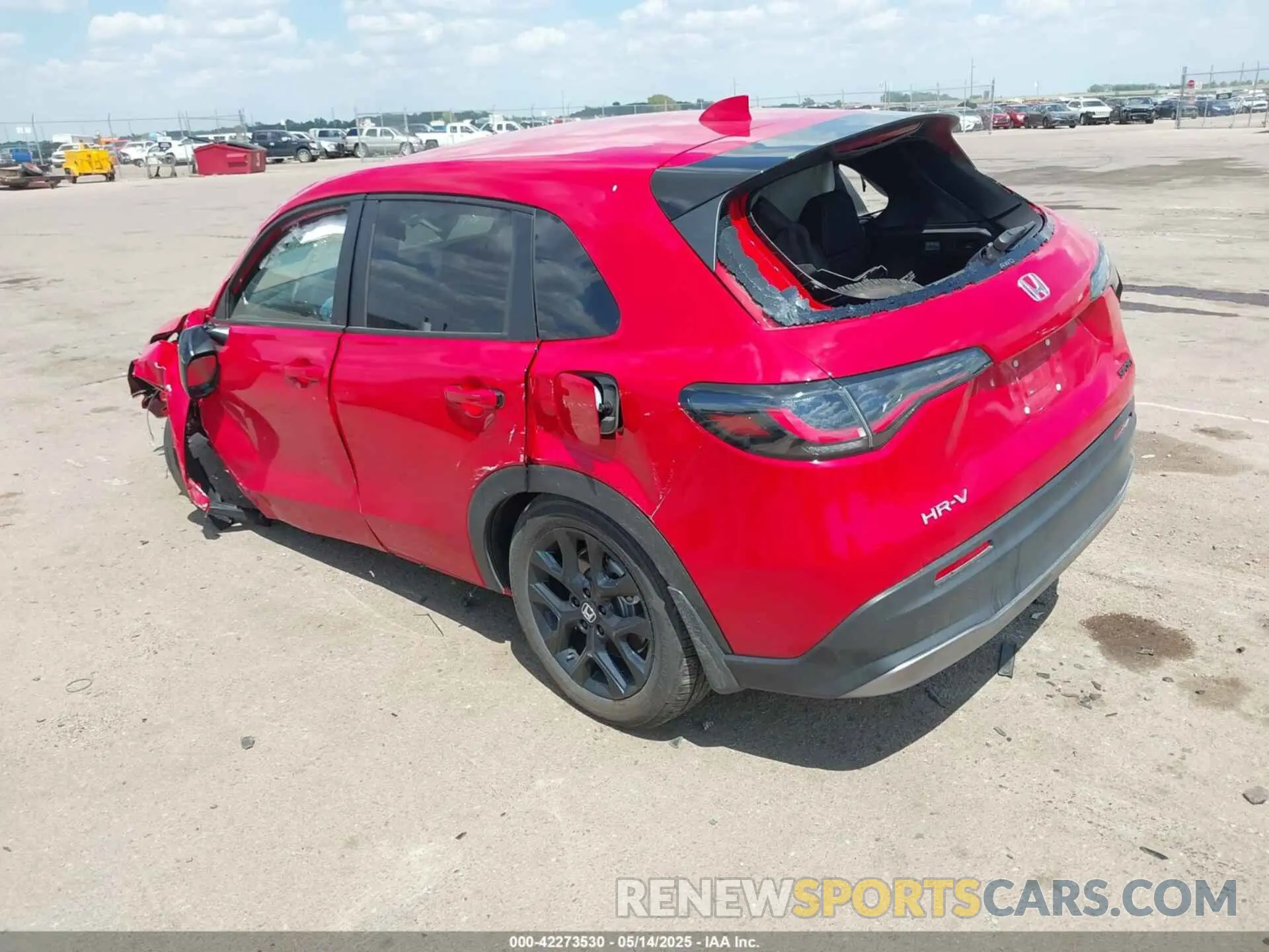 3 Photograph of a damaged car 3CZRZ2H57RM785792 HONDA HR-V 2024