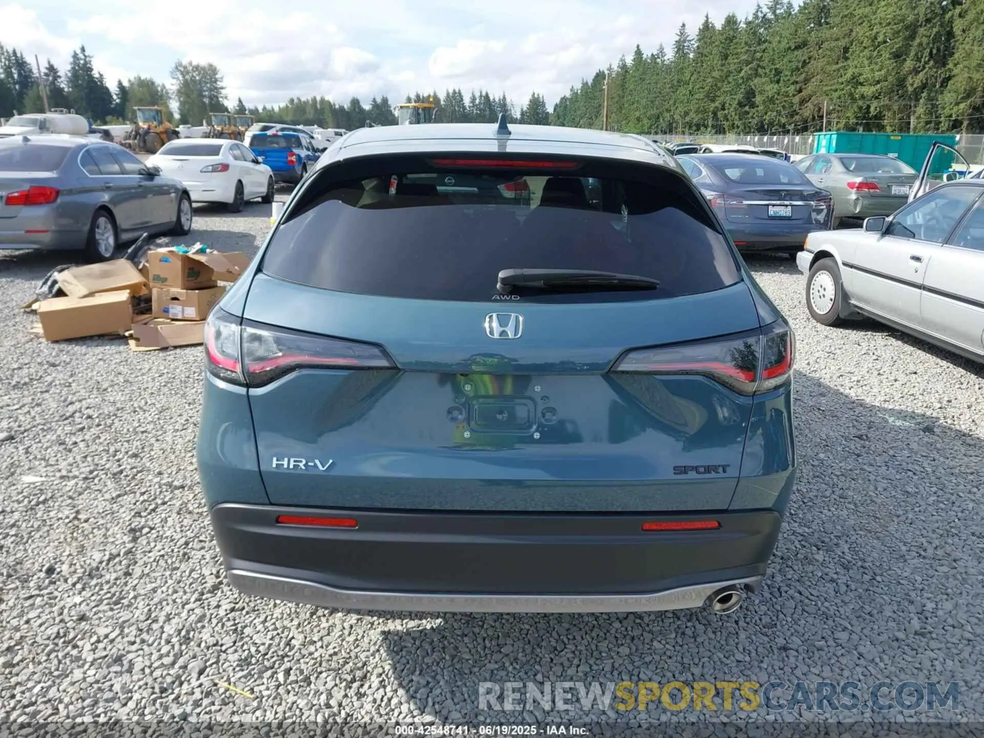 17 Фотография поврежденного автомобиля 3CZRZ2H58RM784019 HONDA HR-V 2024
