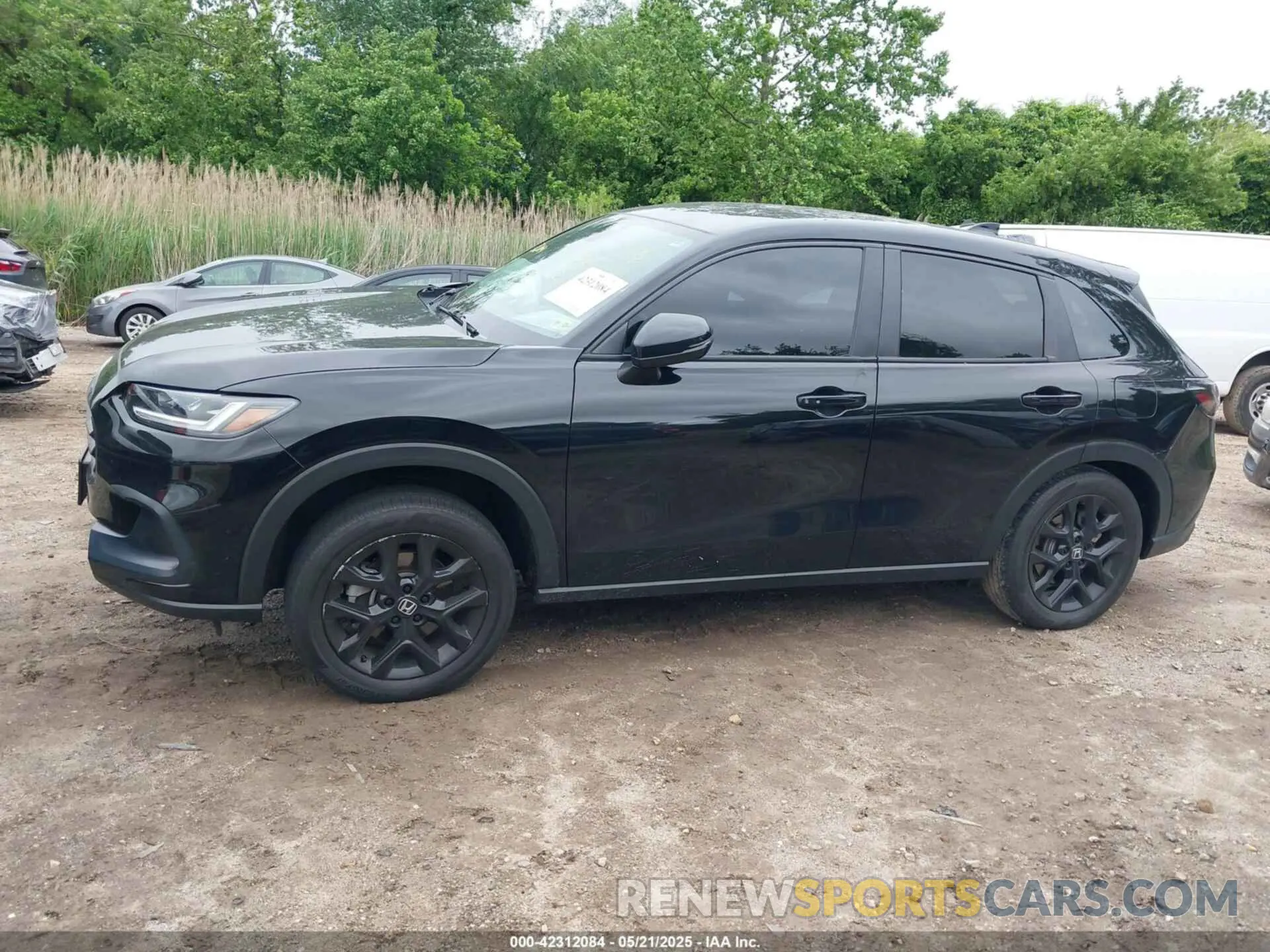 14 Фотография поврежденного автомобиля 3CZRZ2H59RM712228 HONDA HR-V 2024