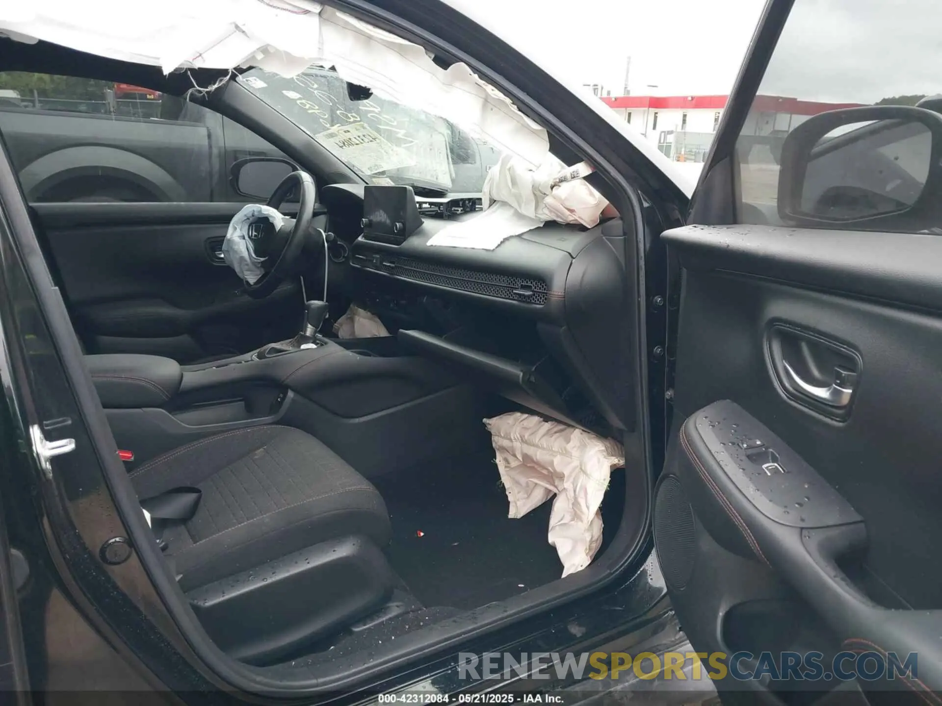 5 Фотография поврежденного автомобиля 3CZRZ2H59RM712228 HONDA HR-V 2024
