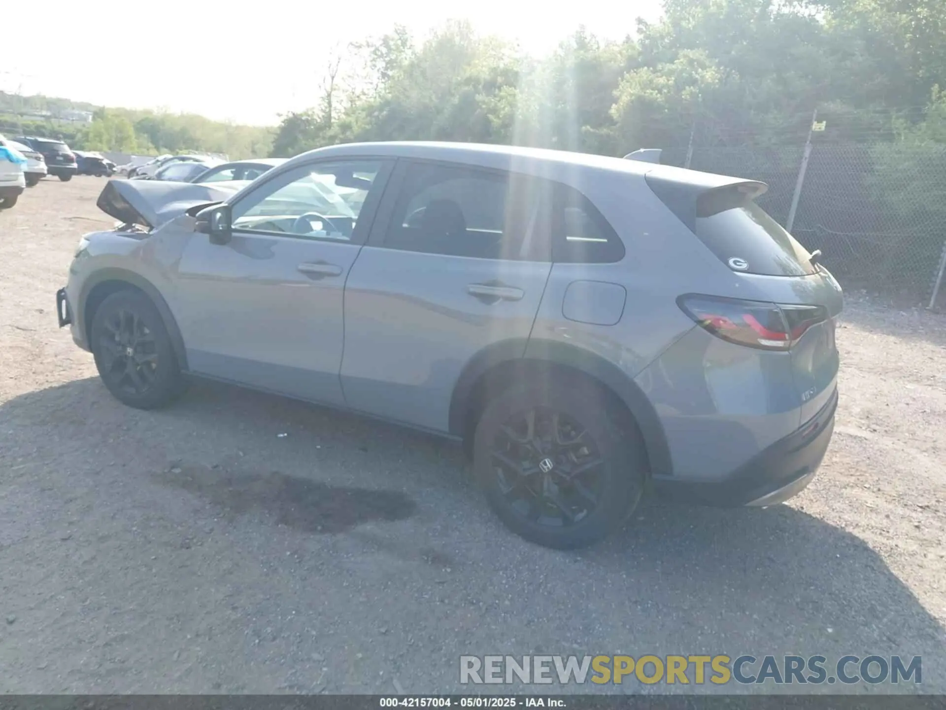 3 Photograph of a damaged car 3CZRZ2H59RM730129 HONDA HR-V 2024