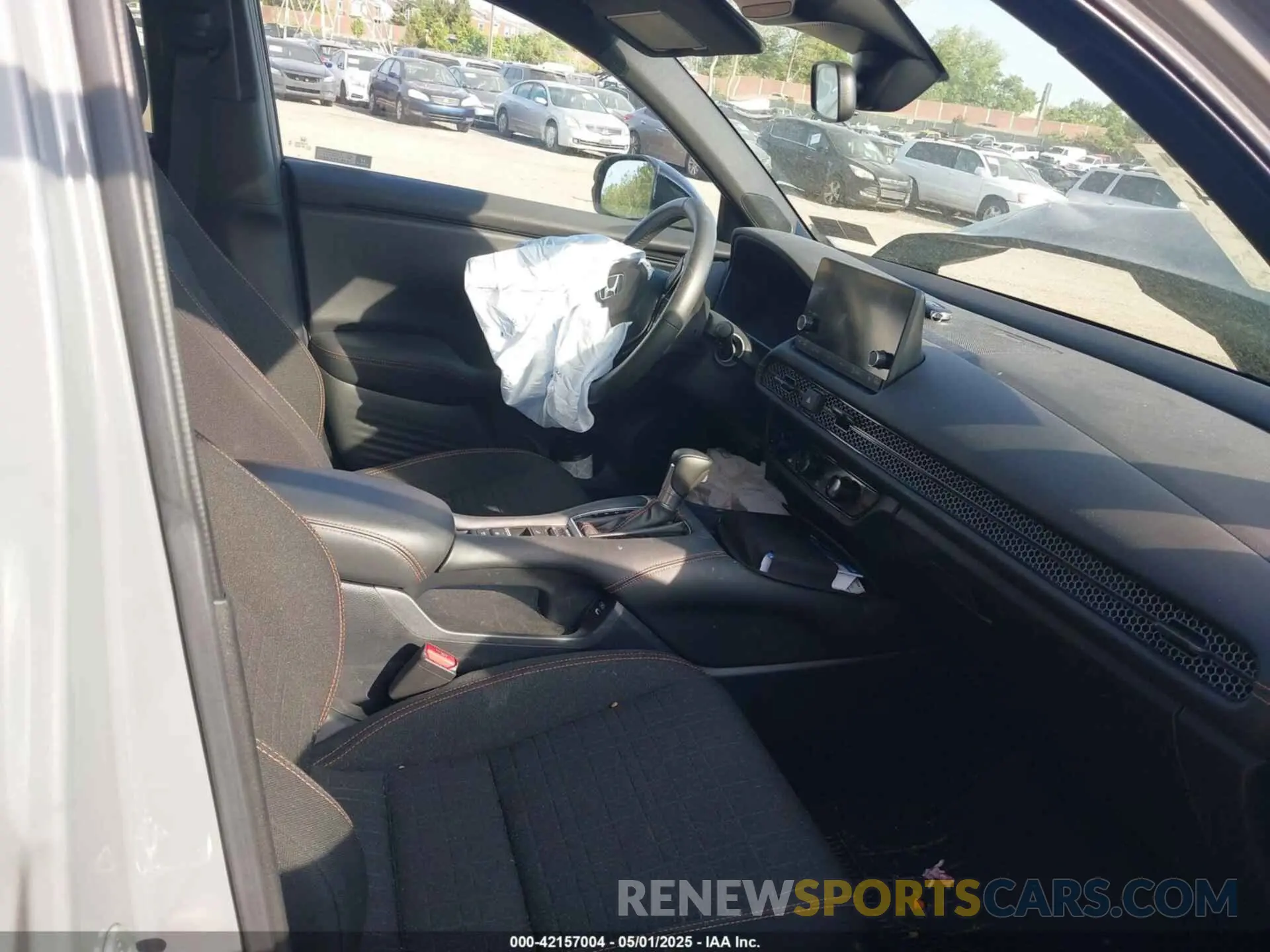 5 Photograph of a damaged car 3CZRZ2H59RM730129 HONDA HR-V 2024