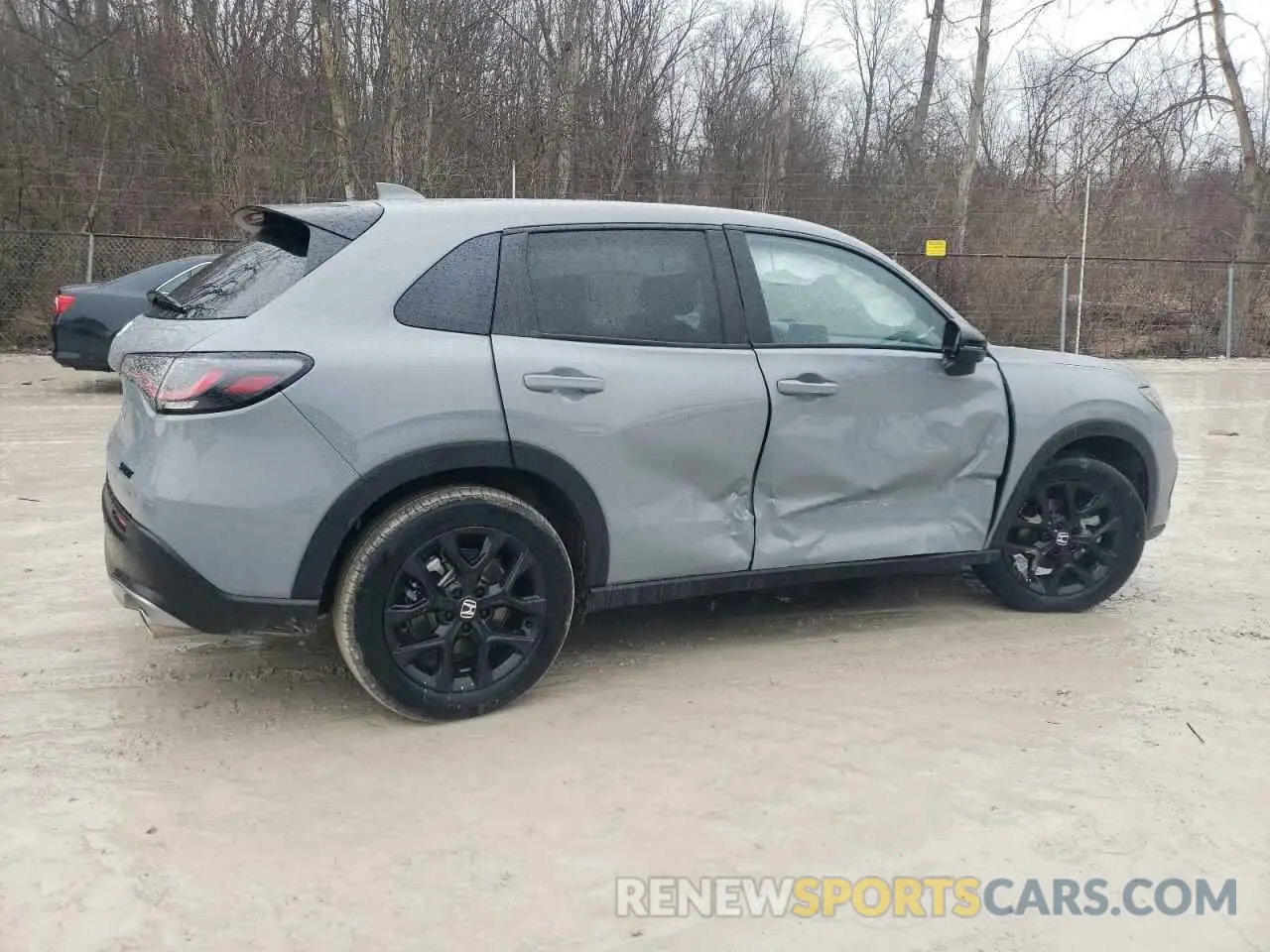 3 Photograph of a damaged car 3CZRZ2H59RM741647 HONDA HR-V 2024