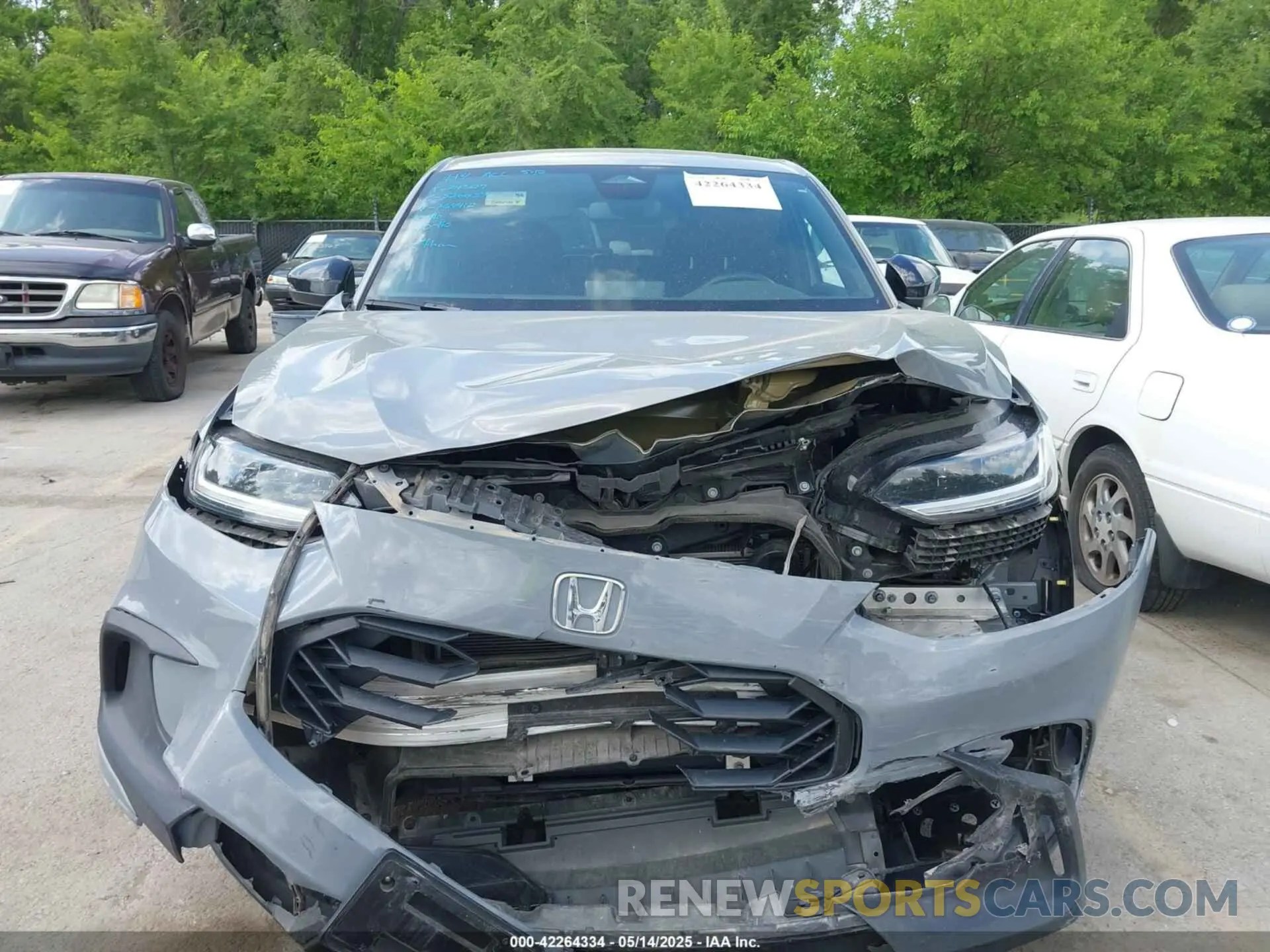 12 Фотография поврежденного автомобиля 3CZRZ2H59RM764412 HONDA HR-V 2024