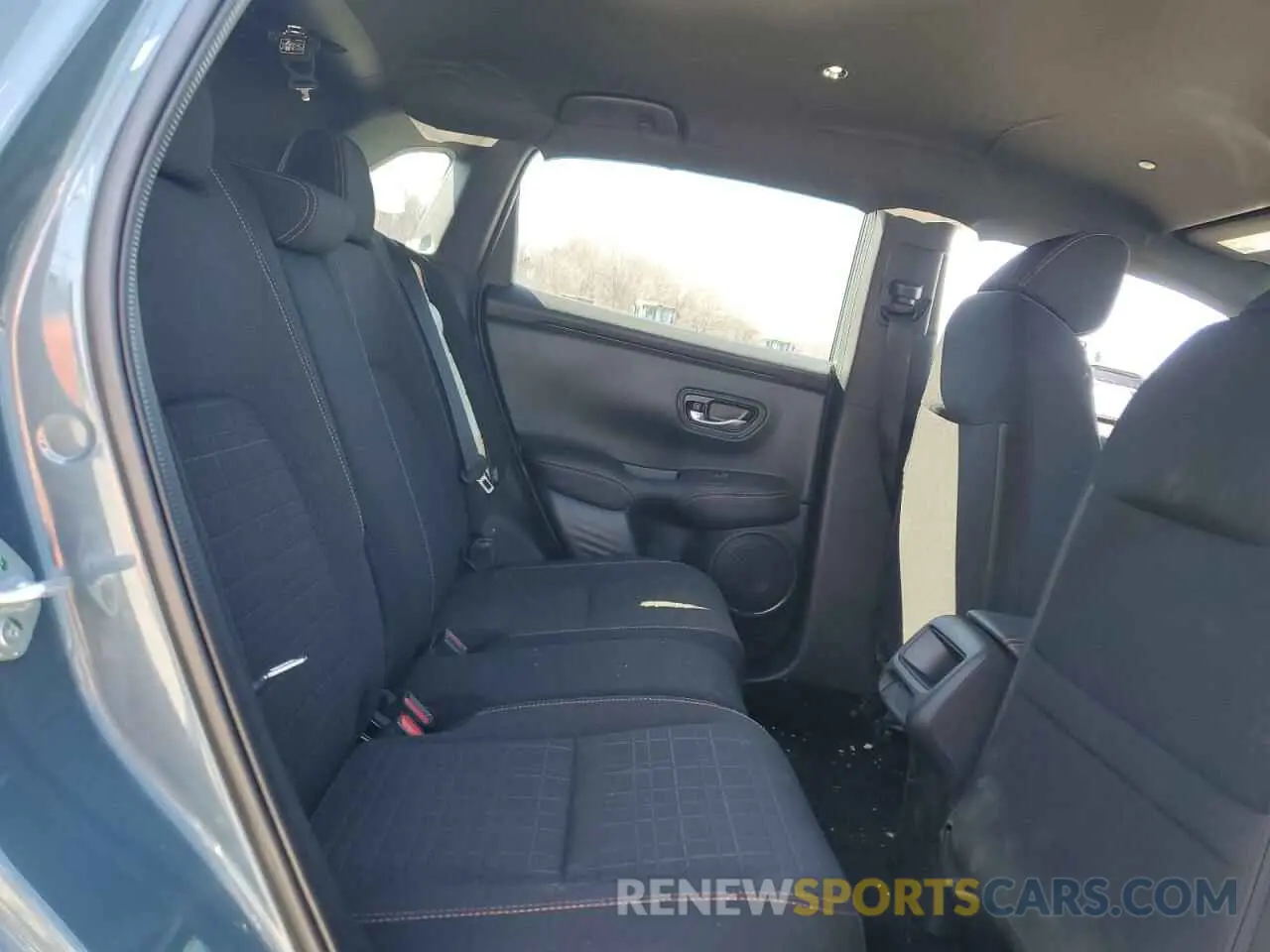 11 Photograph of a damaged car 3CZRZ2H5XRM762474 HONDA HR-V 2024