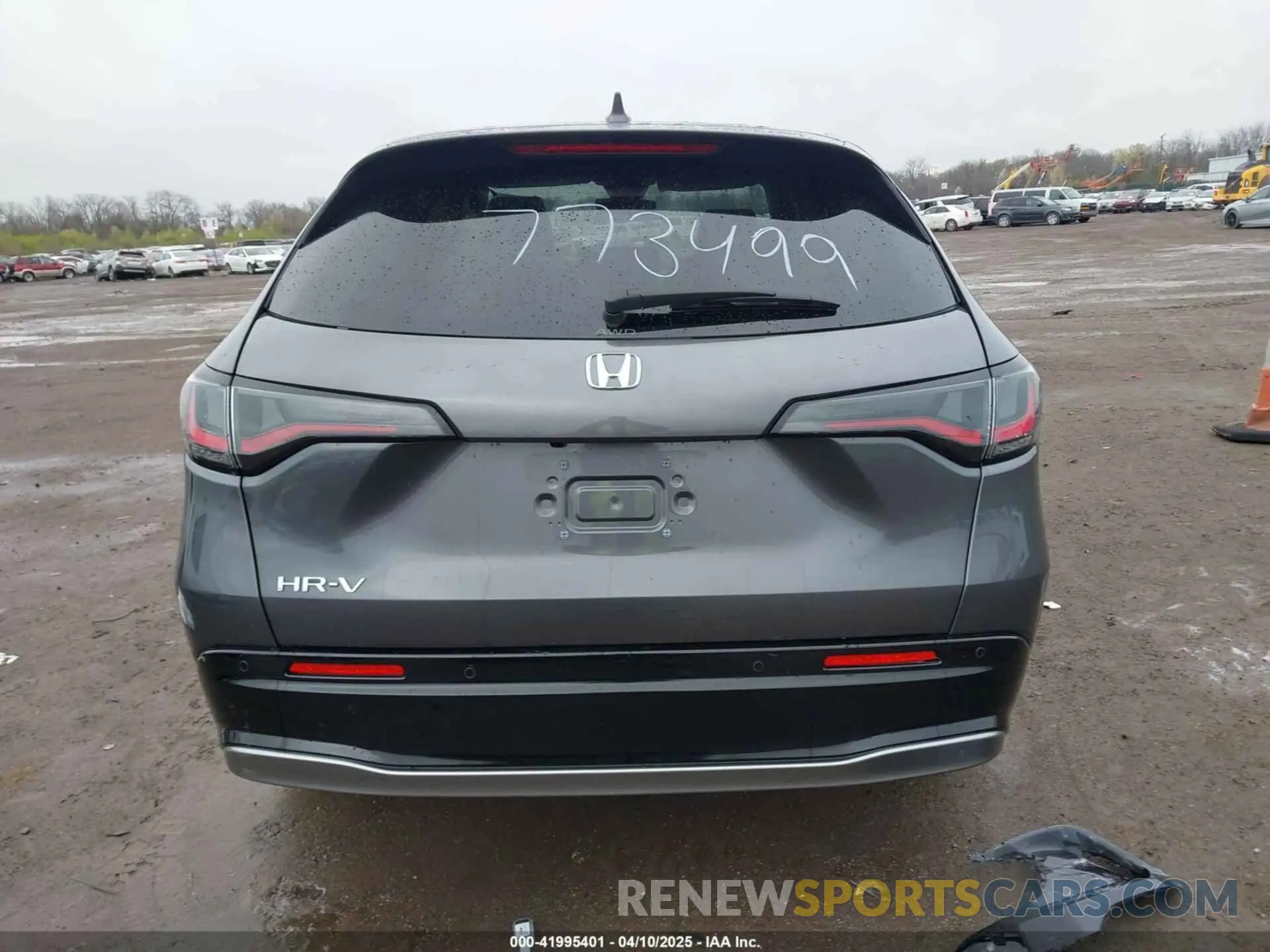 17 Фотография поврежденного автомобиля 3CZRZ2H72RM773499 HONDA HR-V 2024
