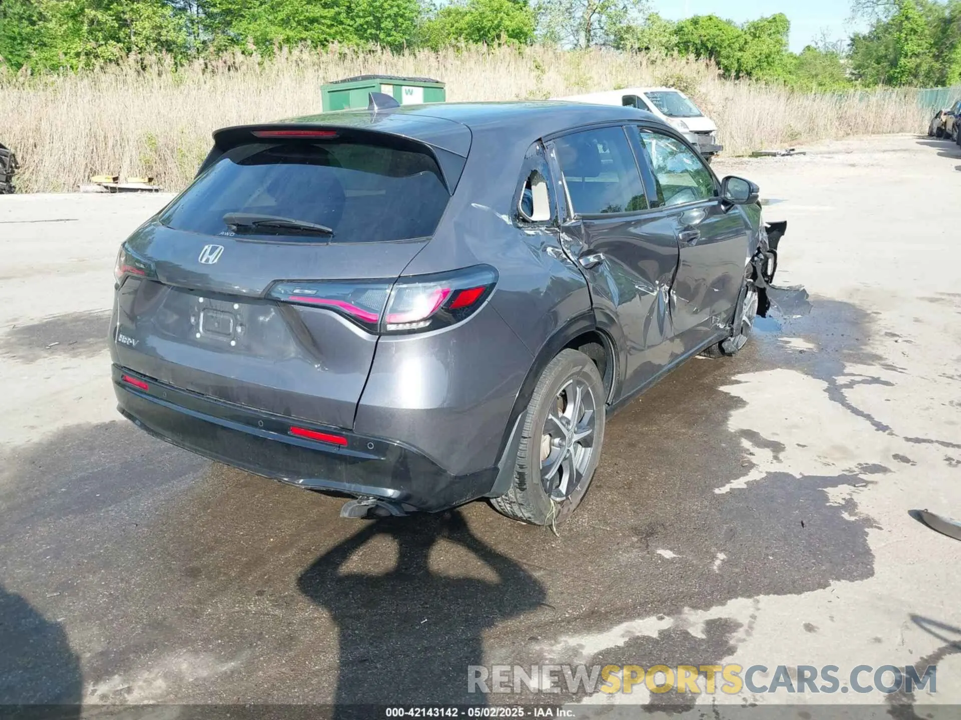 4 Photograph of a damaged car 3CZRZ2H73RM714011 HONDA HR-V 2024