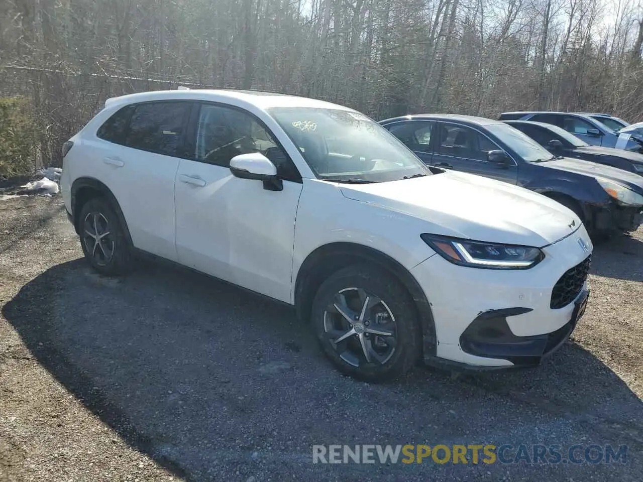 4 Photograph of a damaged car 3CZRZ2H74RM109480 HONDA HR-V 2024