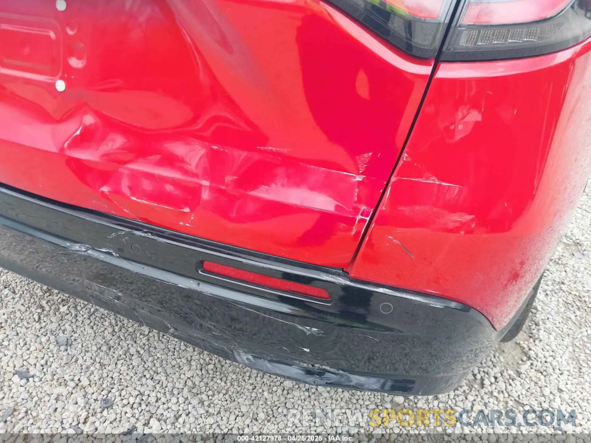 19 Photograph of a damaged car 3CZRZ2H74RM735269 HONDA HR-V 2024
