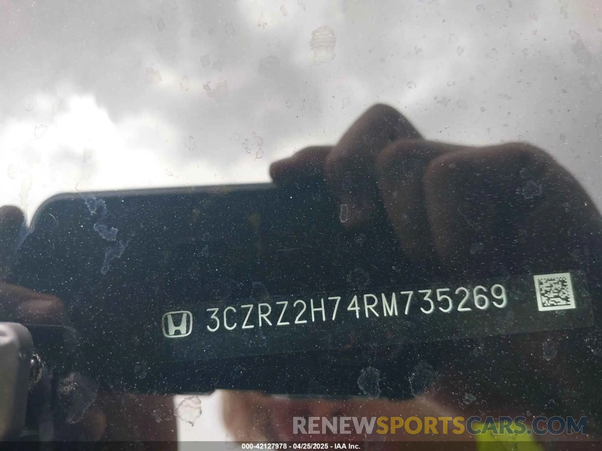 9 Photograph of a damaged car 3CZRZ2H74RM735269 HONDA HR-V 2024