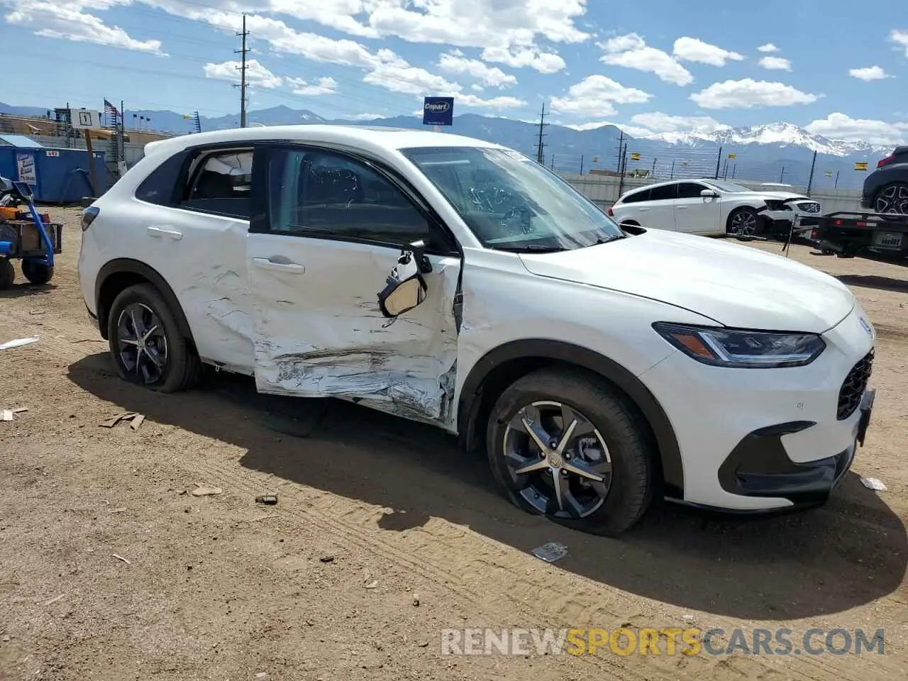 4 Photograph of a damaged car 3CZRZ2H75RM741856 HONDA HR-V 2024