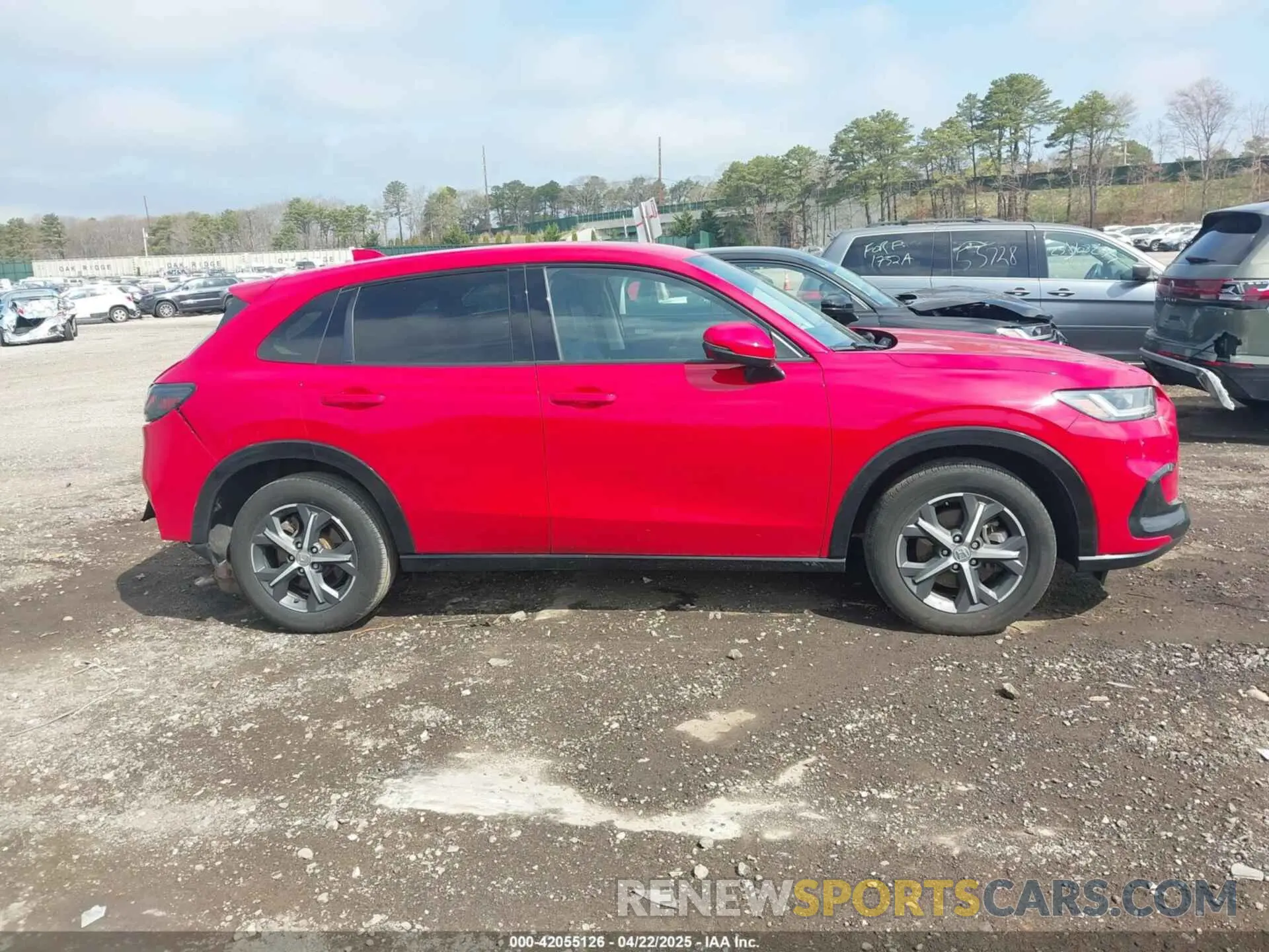 13 Photograph of a damaged car 3CZRZ2H76RM735273 HONDA HR-V 2024