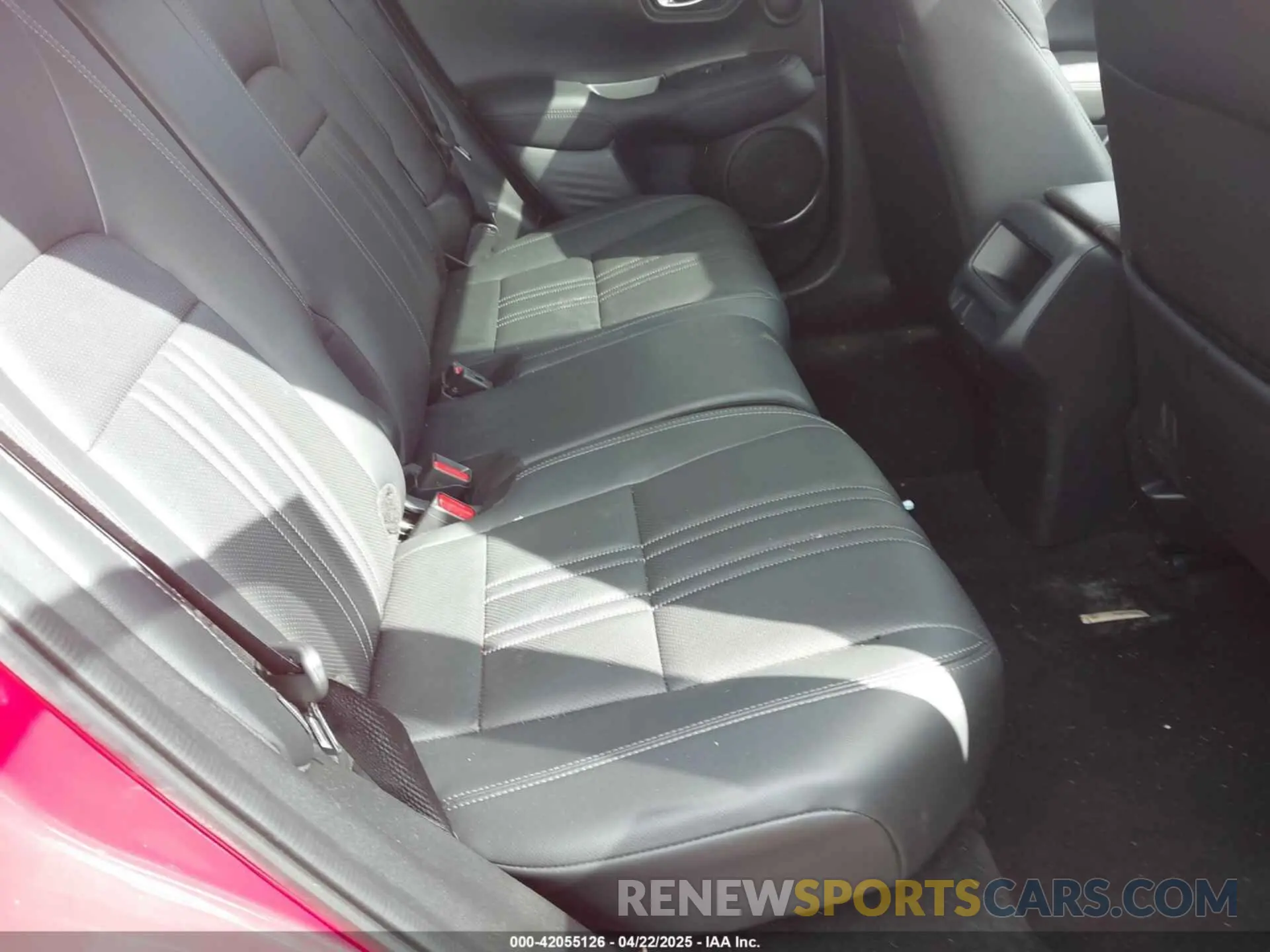 8 Photograph of a damaged car 3CZRZ2H76RM735273 HONDA HR-V 2024