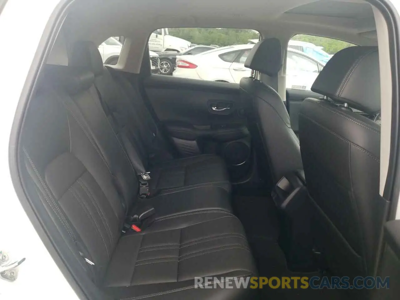 10 Фотография поврежденного автомобиля 3CZRZ2H77RM743575 HONDA HR-V 2024