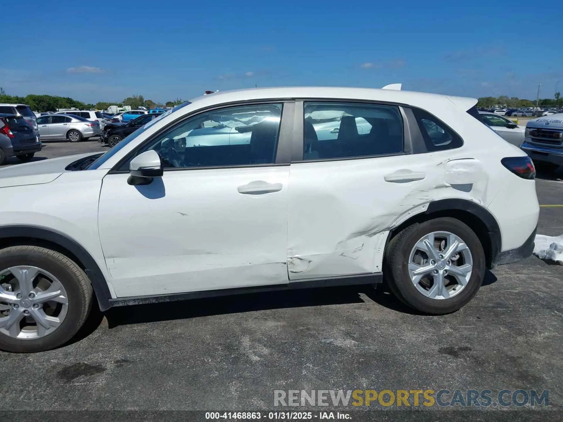 6 Photograph of a damaged car 3CZRZ1H30SM715565 HONDA HR-V 2025