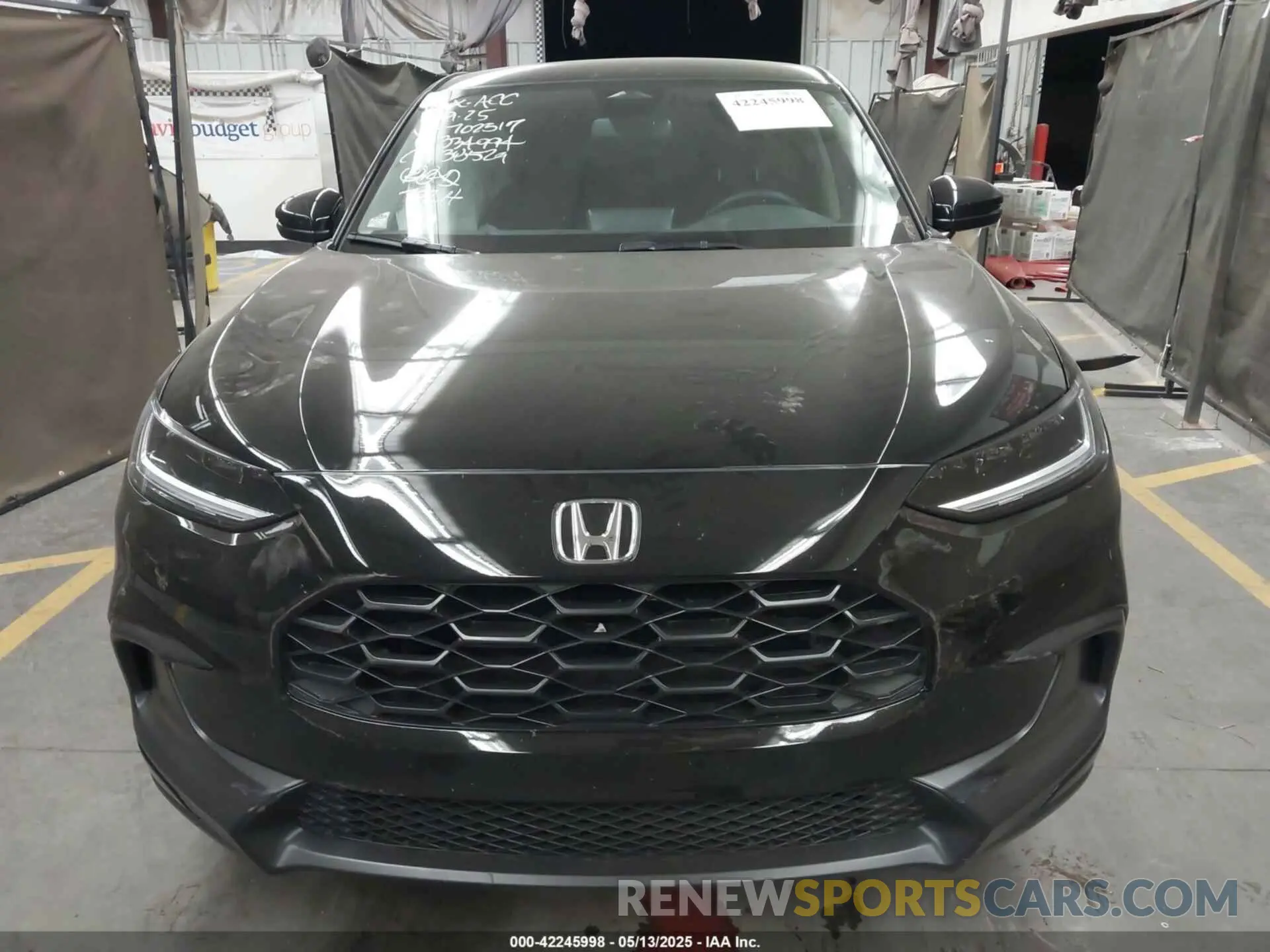 12 Photograph of a damaged car 3CZRZ1H31SM702517 HONDA HR-V 2025