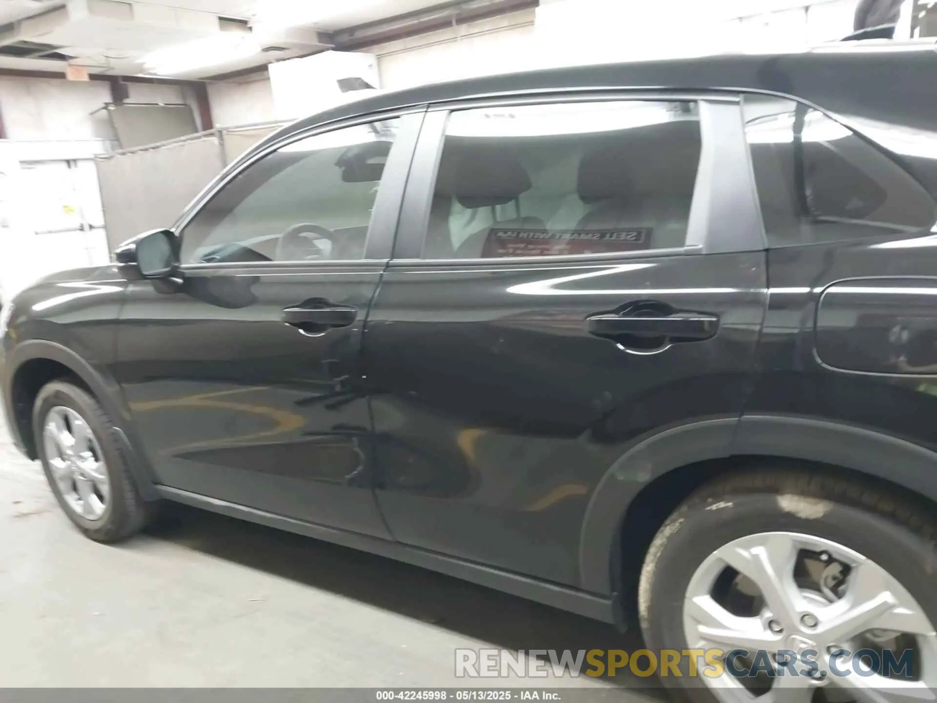 14 Photograph of a damaged car 3CZRZ1H31SM702517 HONDA HR-V 2025