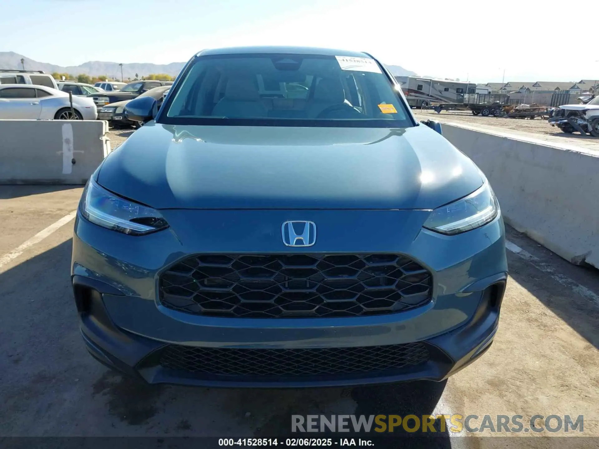 12 Фотография поврежденного автомобиля 3CZRZ1H32SM739818 HONDA HR-V 2025