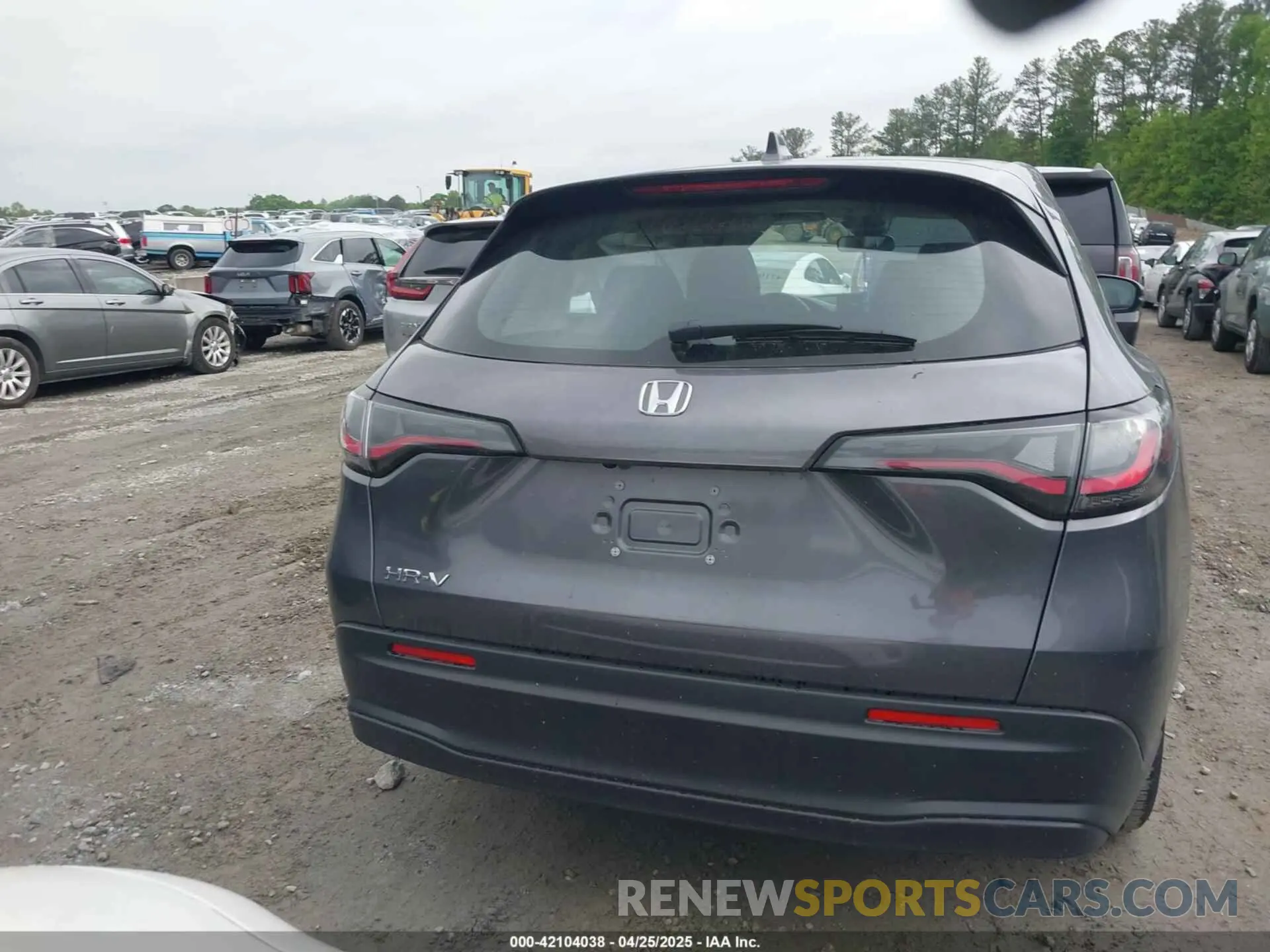 16 Photograph of a damaged car 3CZRZ1H33SM733543 HONDA HR-V 2025