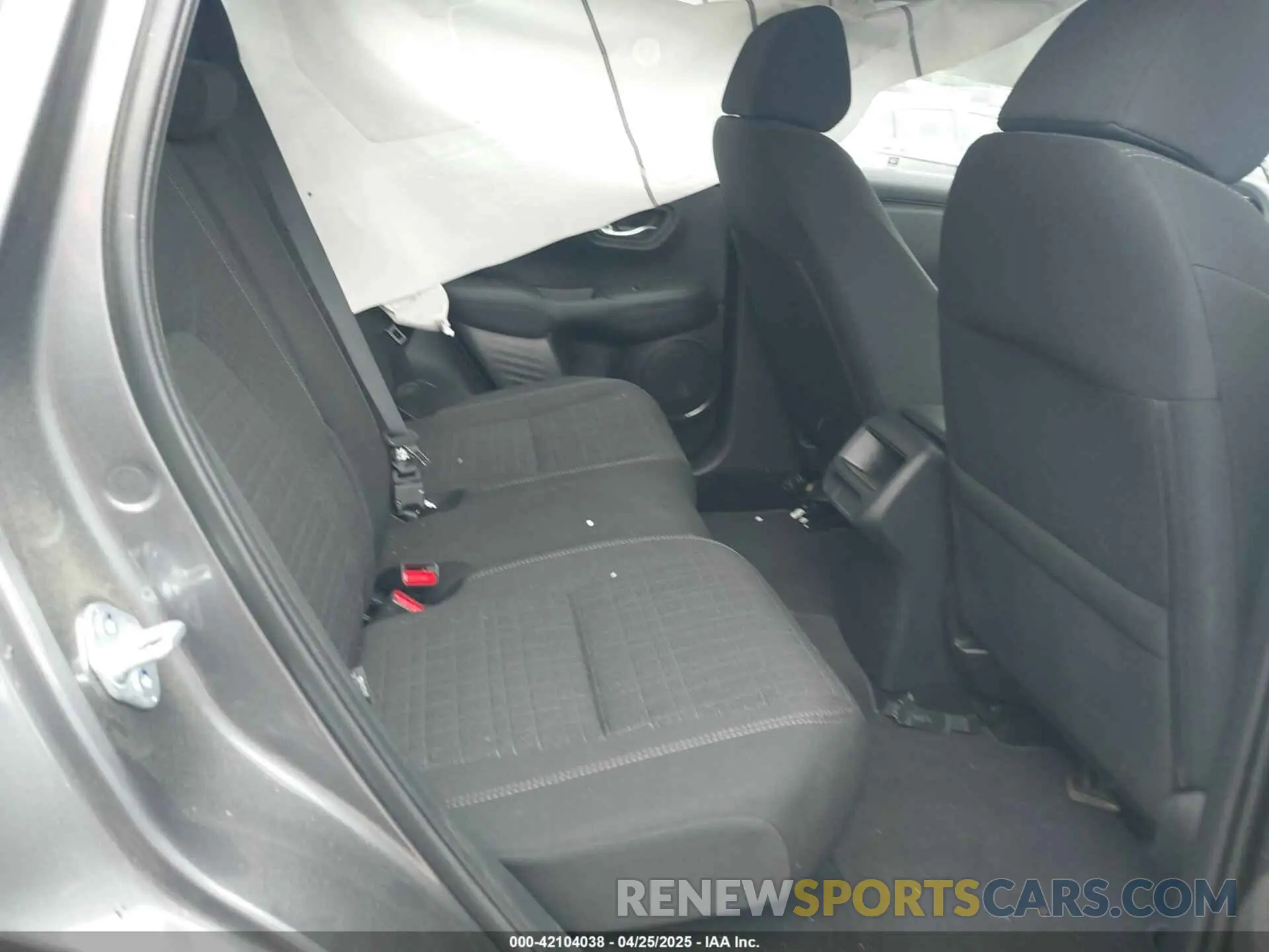 8 Photograph of a damaged car 3CZRZ1H33SM733543 HONDA HR-V 2025