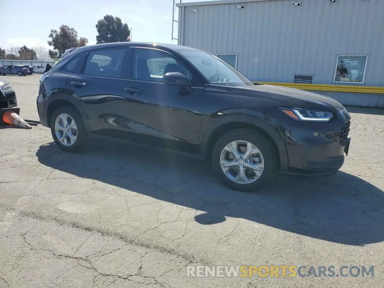 4 Photograph of a damaged car 3CZRZ1H34SM728173 HONDA HR-V 2025