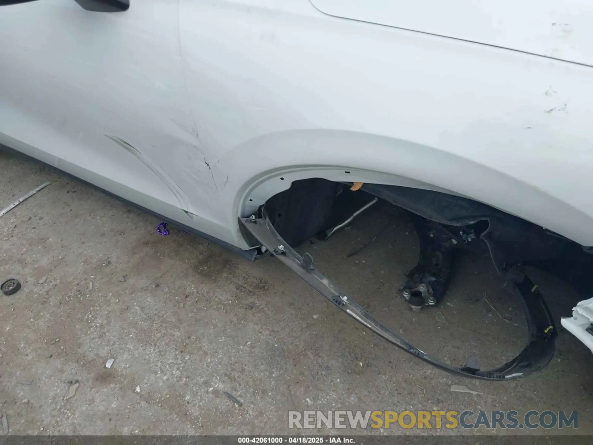 6 Photograph of a damaged car 3CZRZ1H35SM726173 HONDA HR-V 2025
