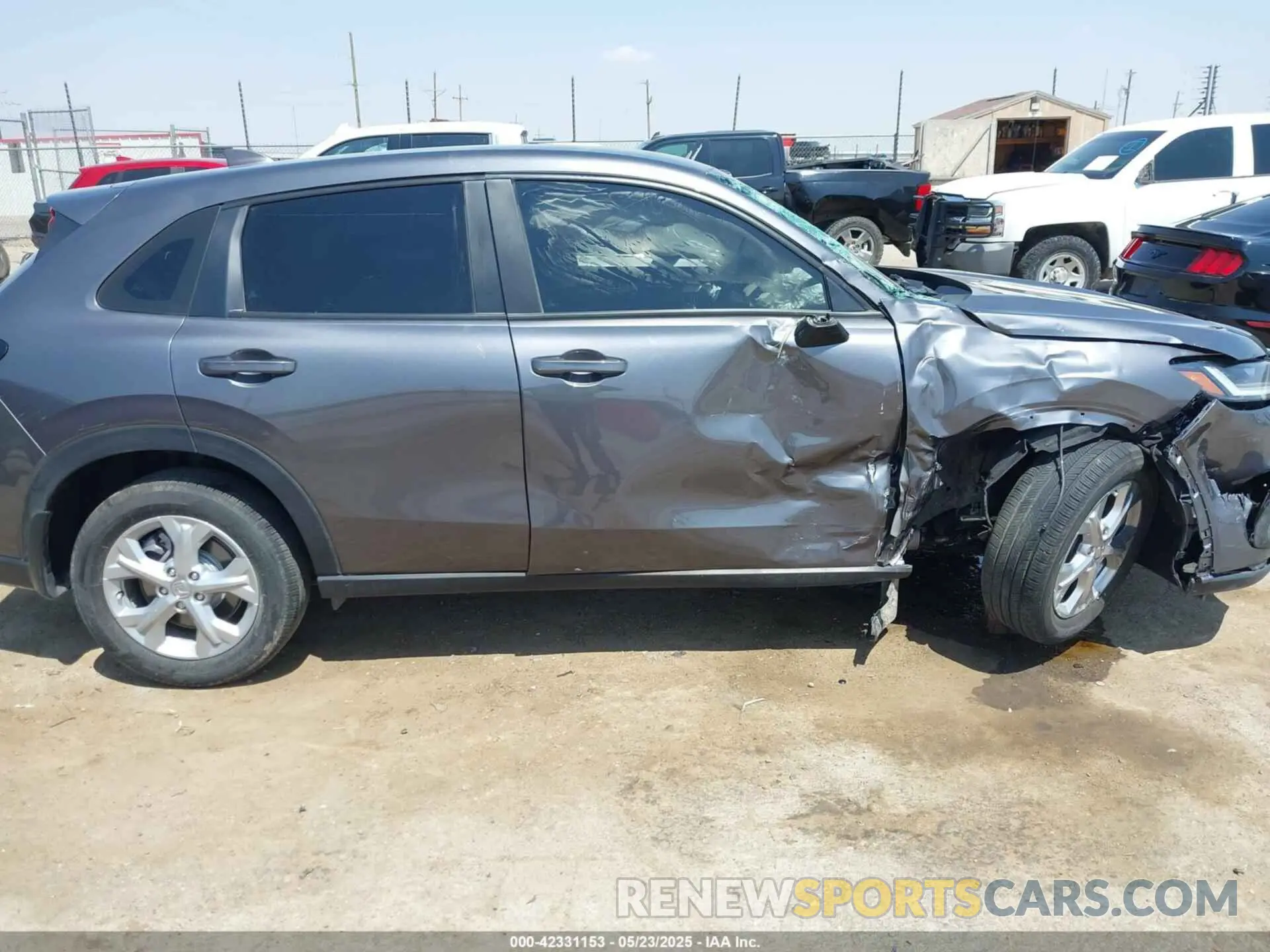 14 Photograph of a damaged car 3CZRZ1H36SM707552 HONDA HR-V 2025