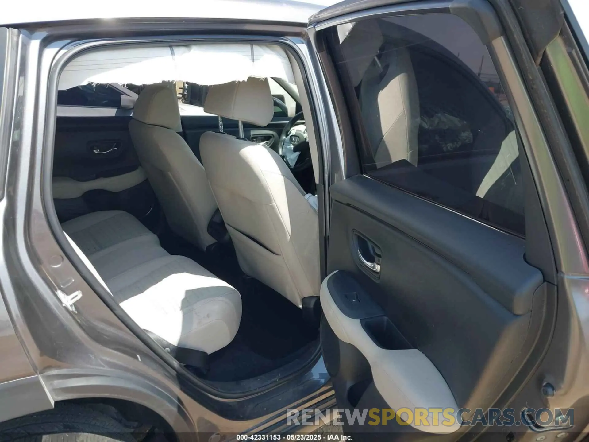 8 Photograph of a damaged car 3CZRZ1H36SM707552 HONDA HR-V 2025