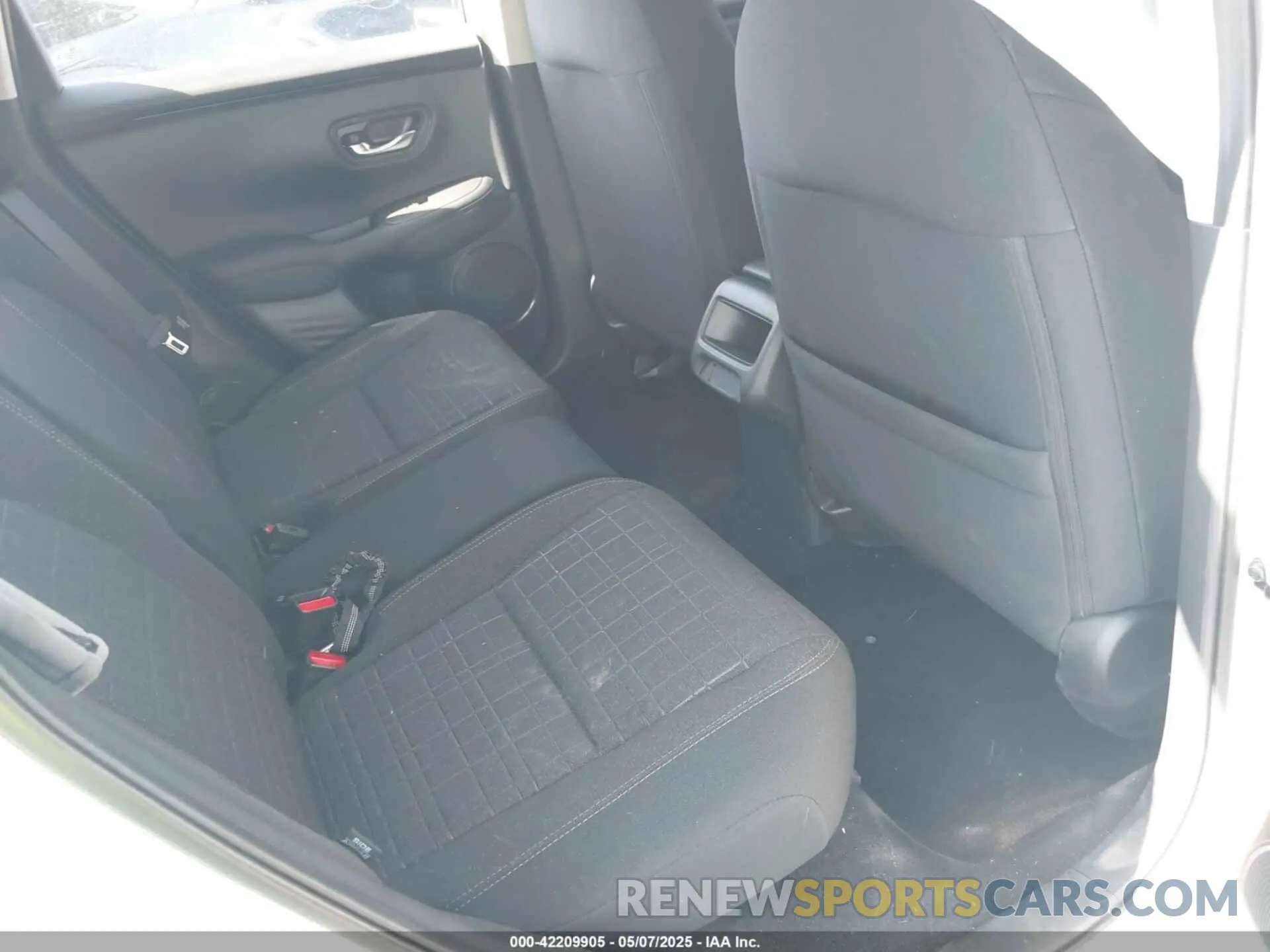 8 Фотография поврежденного автомобиля 3CZRZ1H36SM743497 HONDA HR-V 2025