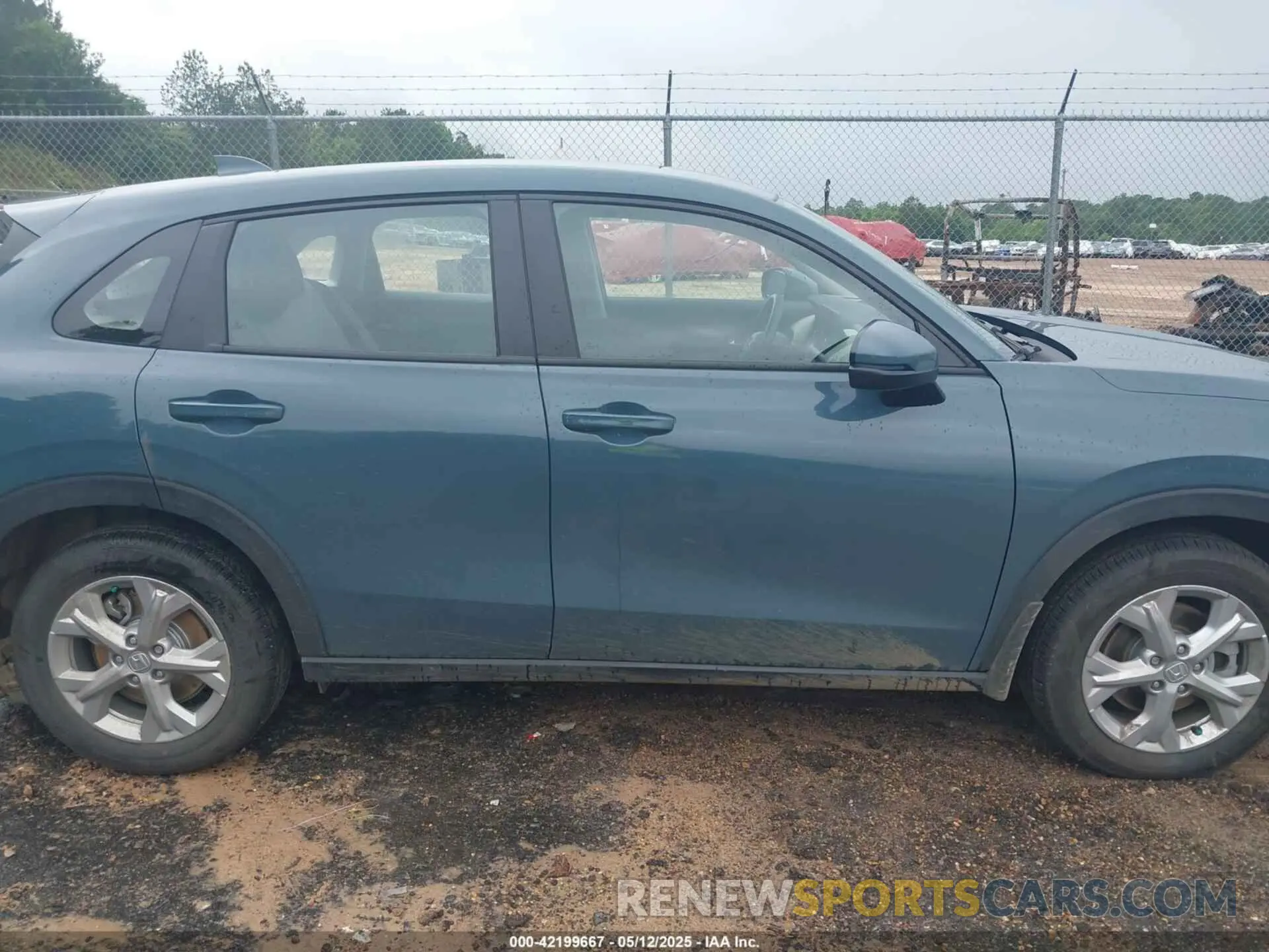 13 Фотография поврежденного автомобиля 3CZRZ1H38SM729360 HONDA HR-V 2025