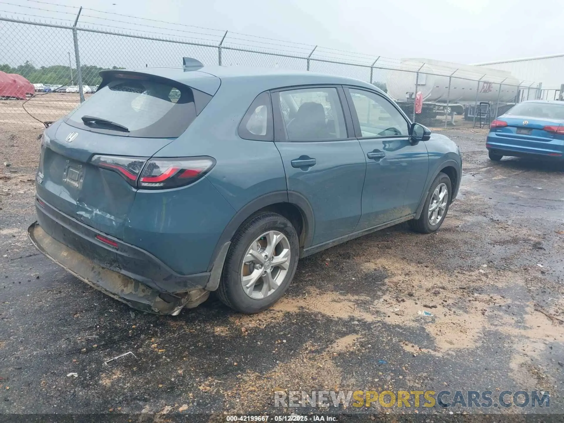 4 Фотография поврежденного автомобиля 3CZRZ1H38SM729360 HONDA HR-V 2025